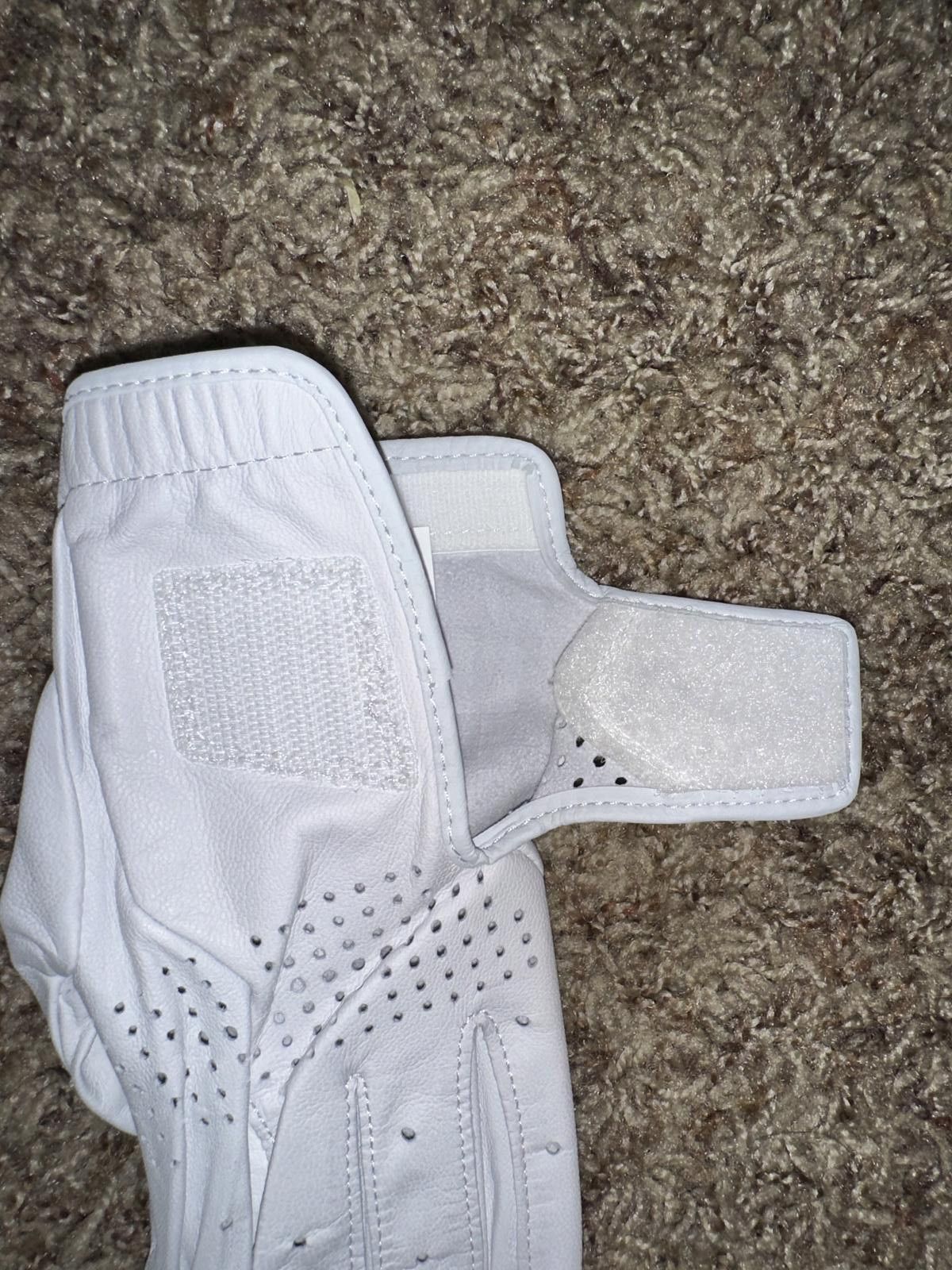 Nike Nike Tour Classic Men’s Regular White Left Golf Glove Size ONE SIZE - 6 Thumbnail