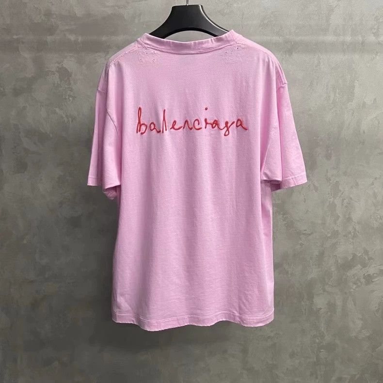 Balenciaga Balenciaga Pink love heart print logo short sleeve Size US S / EU 44-46 / 1 - 2 Thumbnail