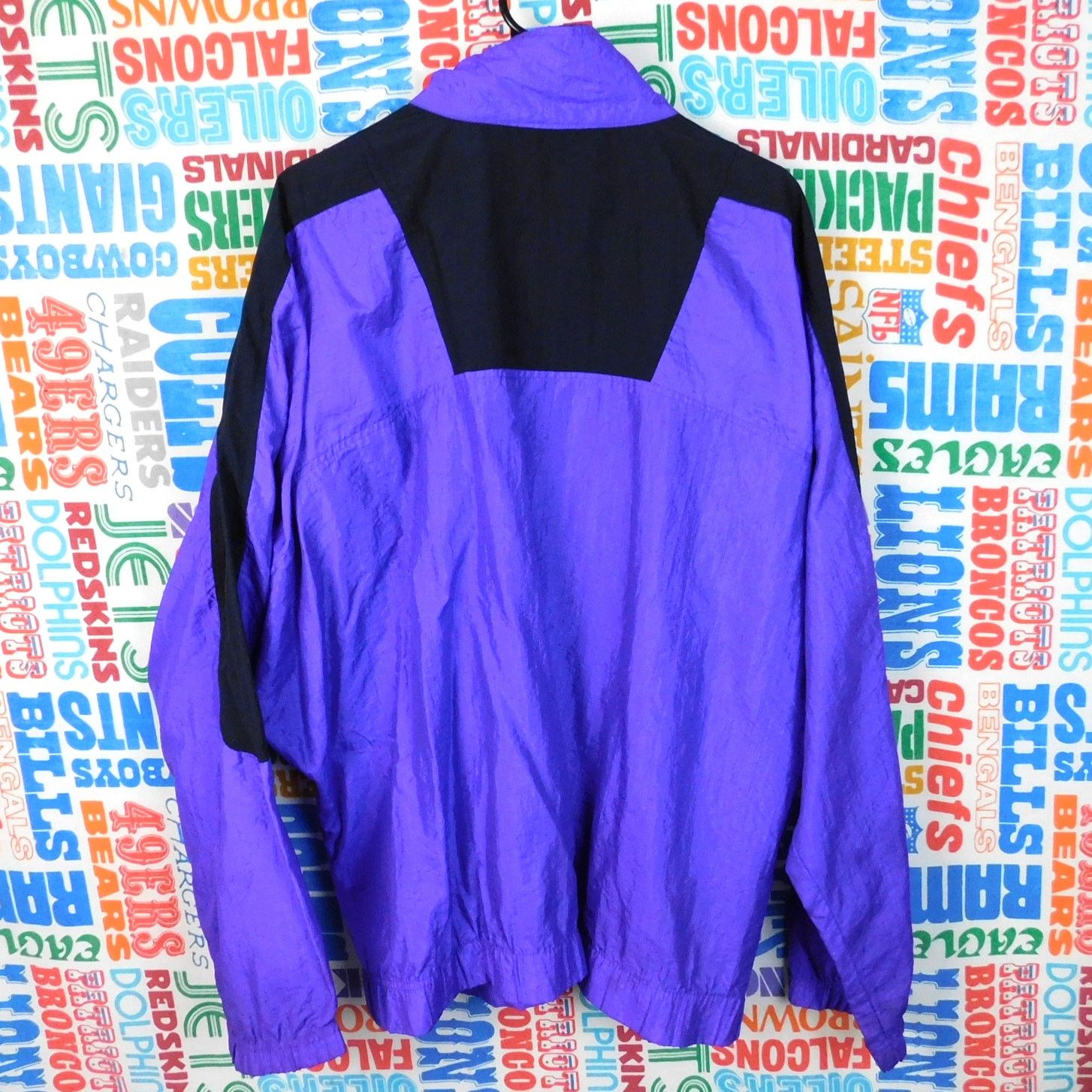 Umbro 90s Umbro Windbreaker Size L Purple Black Full Zip Retro Size US L / EU 52-54 / 3 - 2 Thumbnail