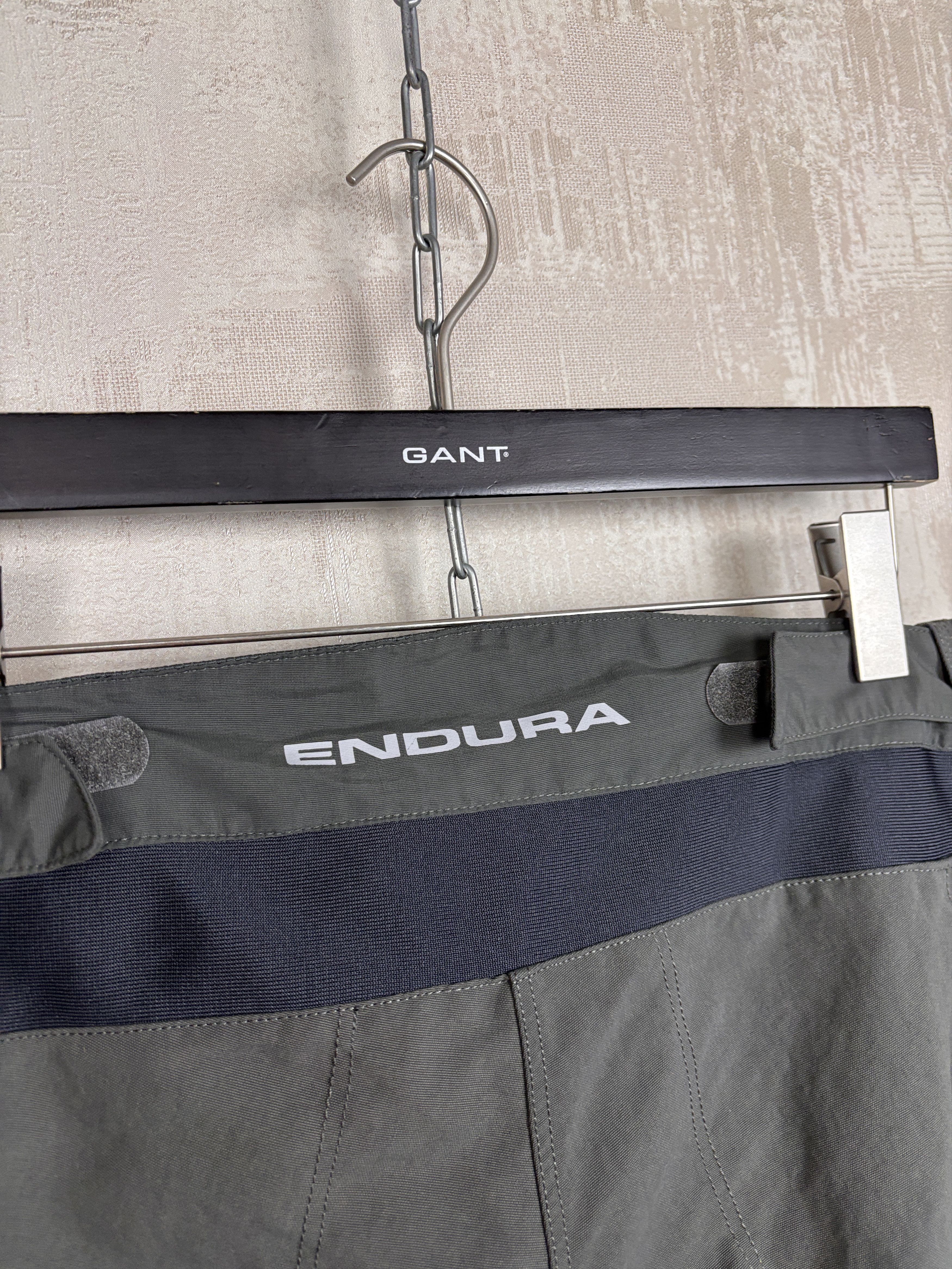Bicycle Endura Singletrack Shorts Nylon Cycling MTB Men's Size L Size US 34 / EU 50 - 14 Thumbnail