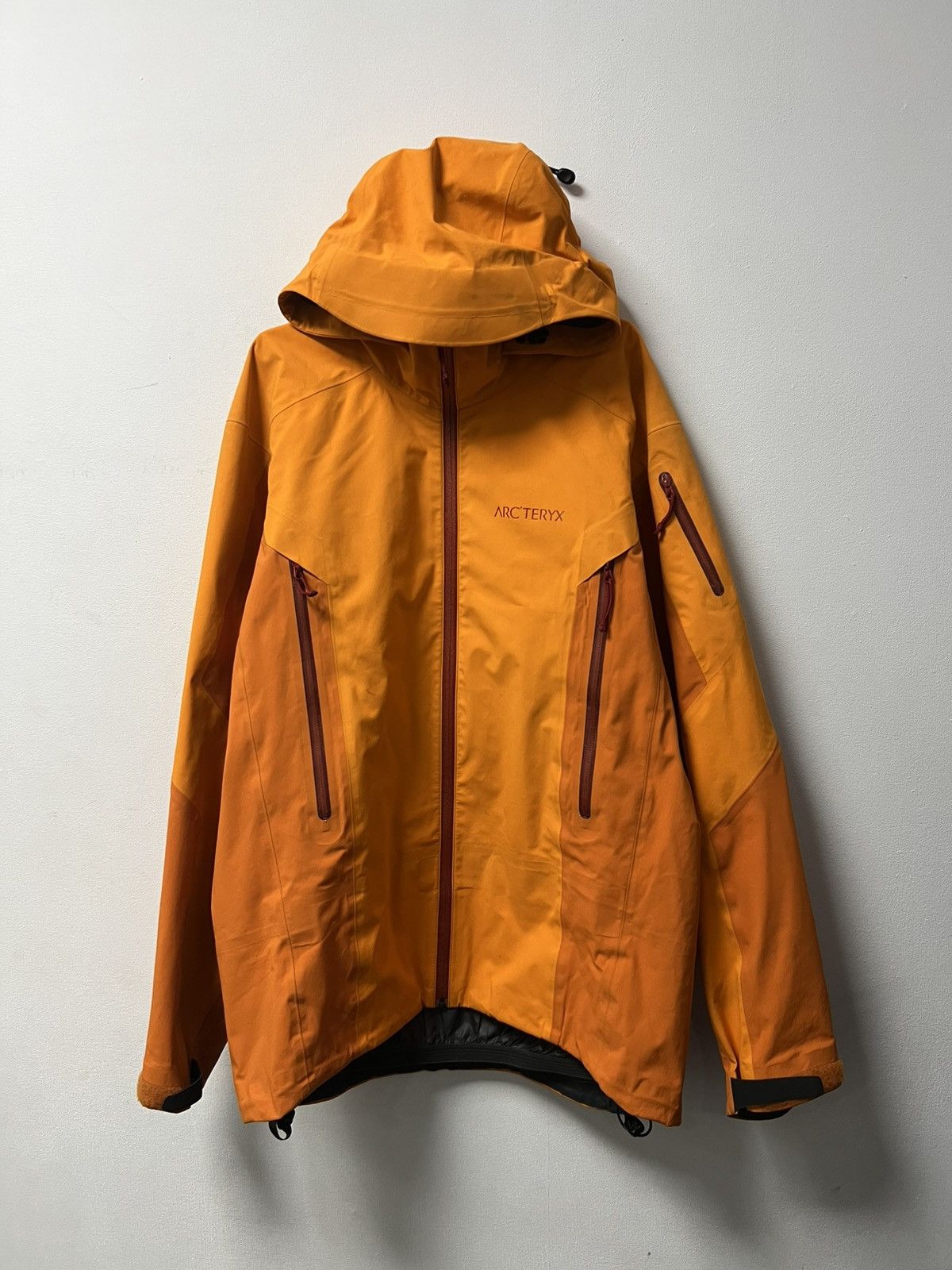 Men's Arcteryx Beta Gore-Tex Jacket Size L