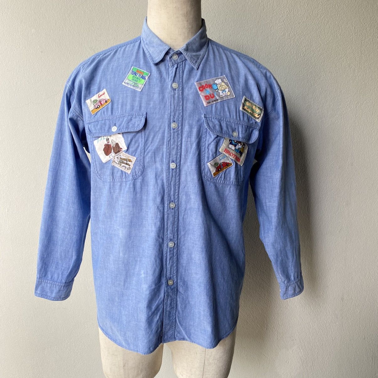 Japanese Brand × Vintage ENGLISH HERALDRY Vintage Patched Chambray Shirt. Size US M / EU 48-50 / 2 - 15 Thumbnail