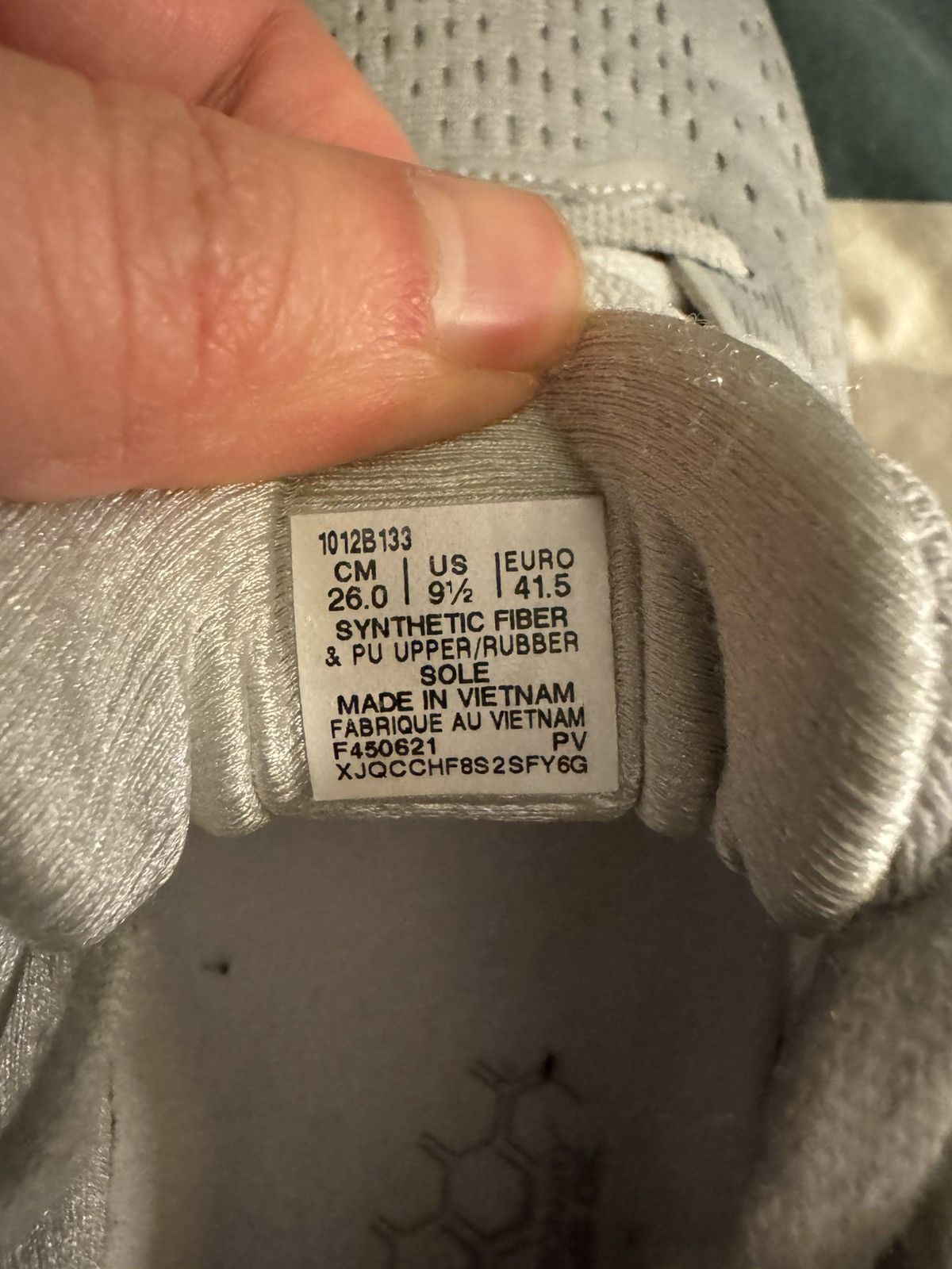 Asics Gel Kayano 28 (Grey)
