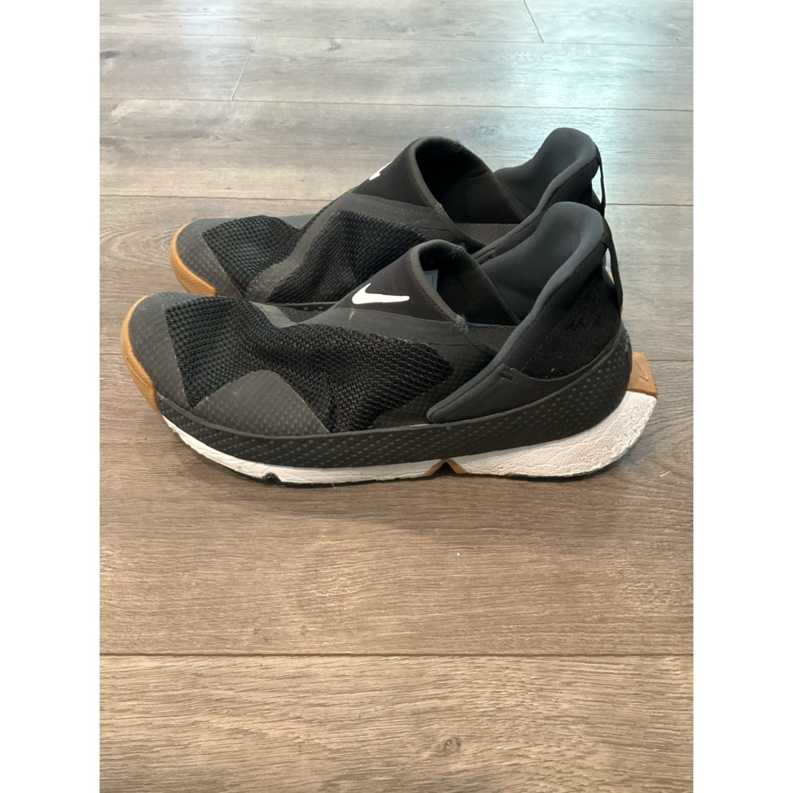 Nike Nike Go FlyEase Sneakers Men’s Size 6.5 Black / White / Gum CW5883-003 Athletic Sneaker Size US 7 / IT 37 - 2 Thumbnail