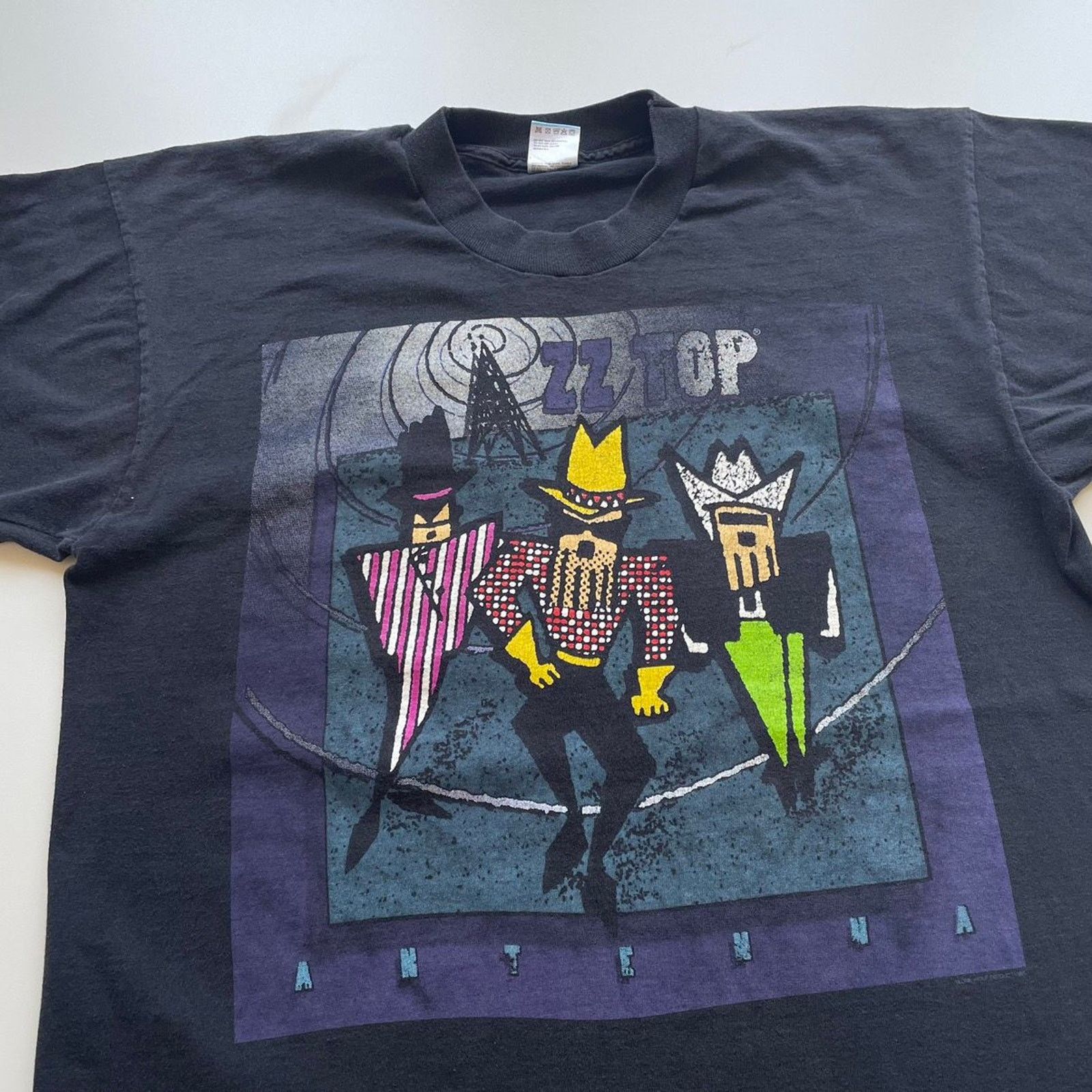 Band Tees Vintage 90s ZZ Top Antenna World Tour T Shirt Large Faded Size US L / EU 52-54 / 3 - 2 Thumbnail