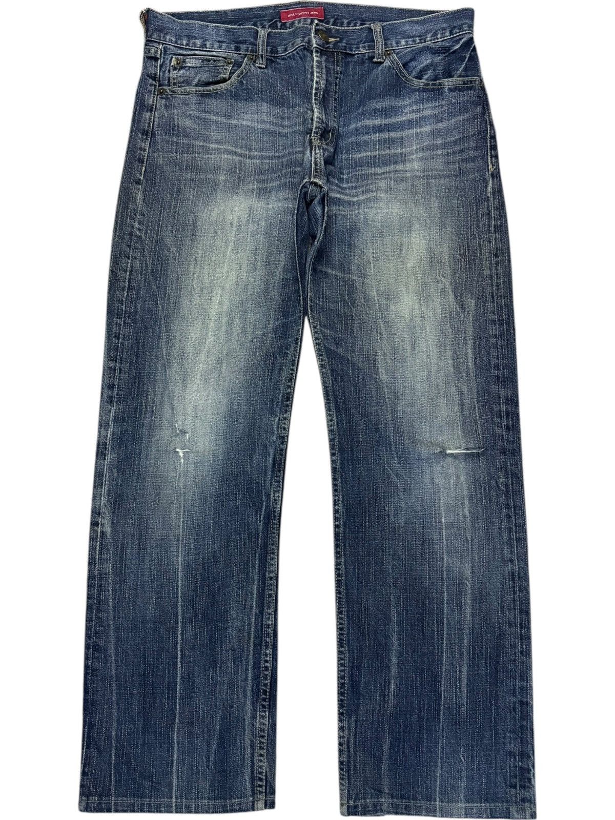 Japanese Brand Vintage Japanese Anti Label Mud Wash Distressed Loose Jeans Size US 34 / EU 50 - 1 Thumbnail