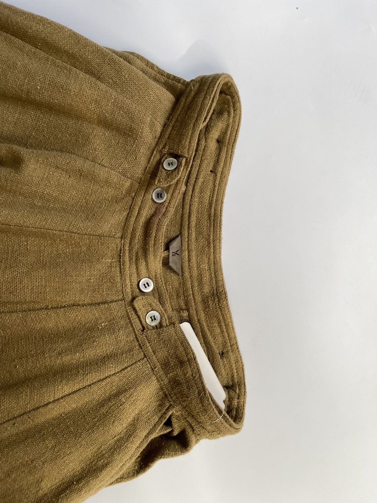 Yohji Yamamoto 80s Yohji Yamamoto Button-Tab Paneled Midi Skirt Size 26" / US 2 / IT 38 - 4 Thumbnail