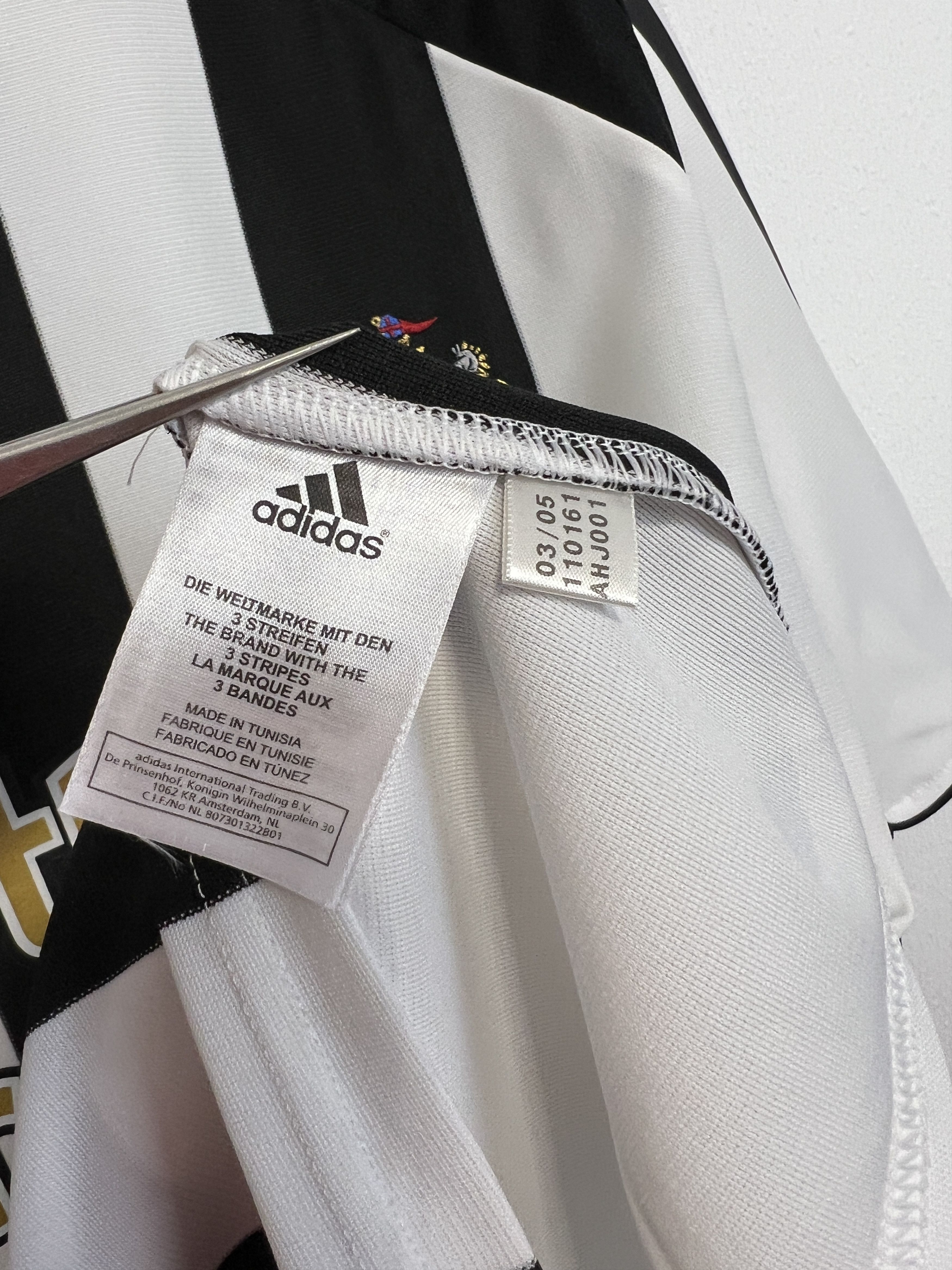 Adidas Newcastle Home football shirt 2005 Soccer Jersey Trikot Rare Size US XL / EU 56 / 4 - 7 Thumbnail