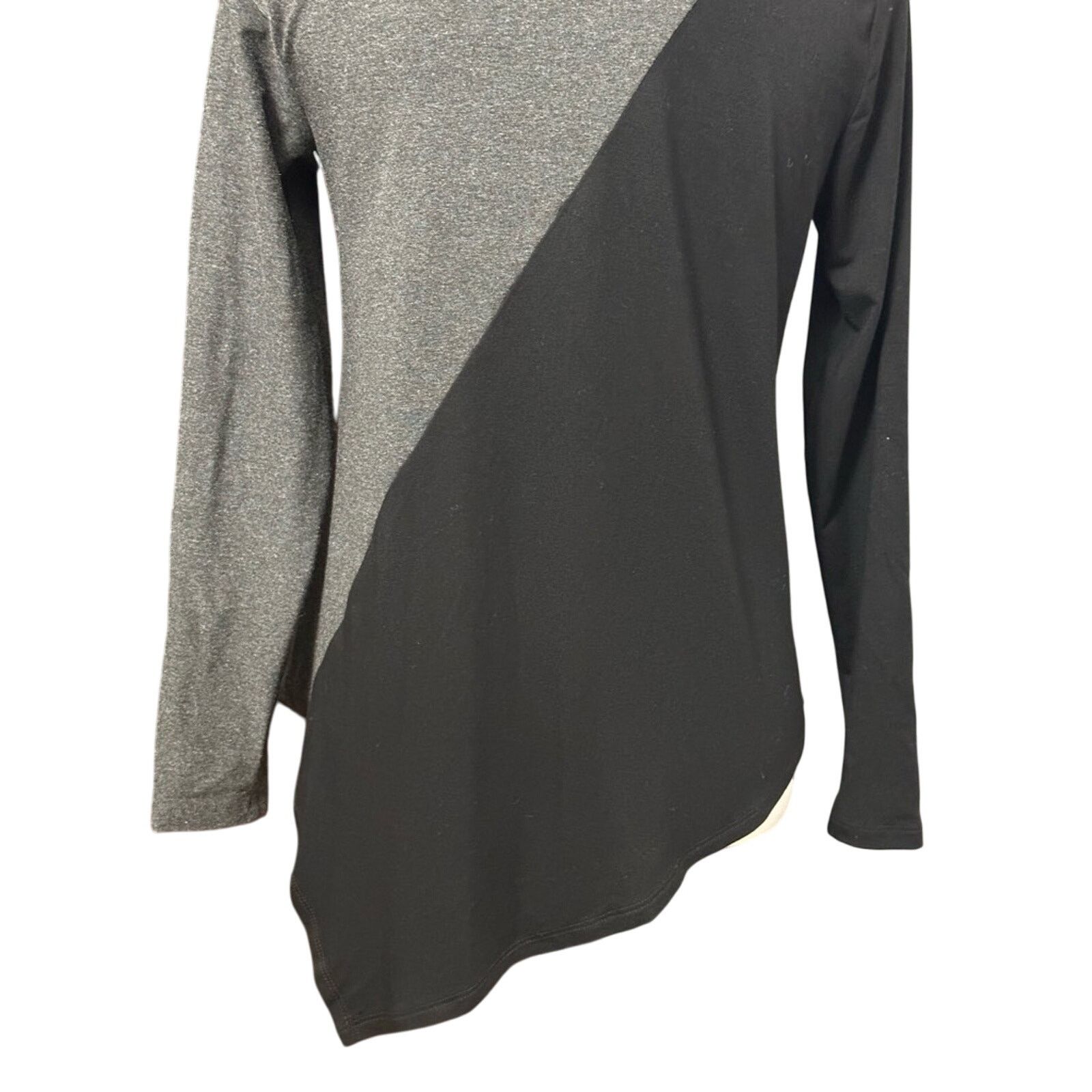 Other Karen Kane Long Sleeve Asymmetric Color Block Gray Black XSP Size XS / US 0-2 / IT 36-38 - 7 Thumbnail