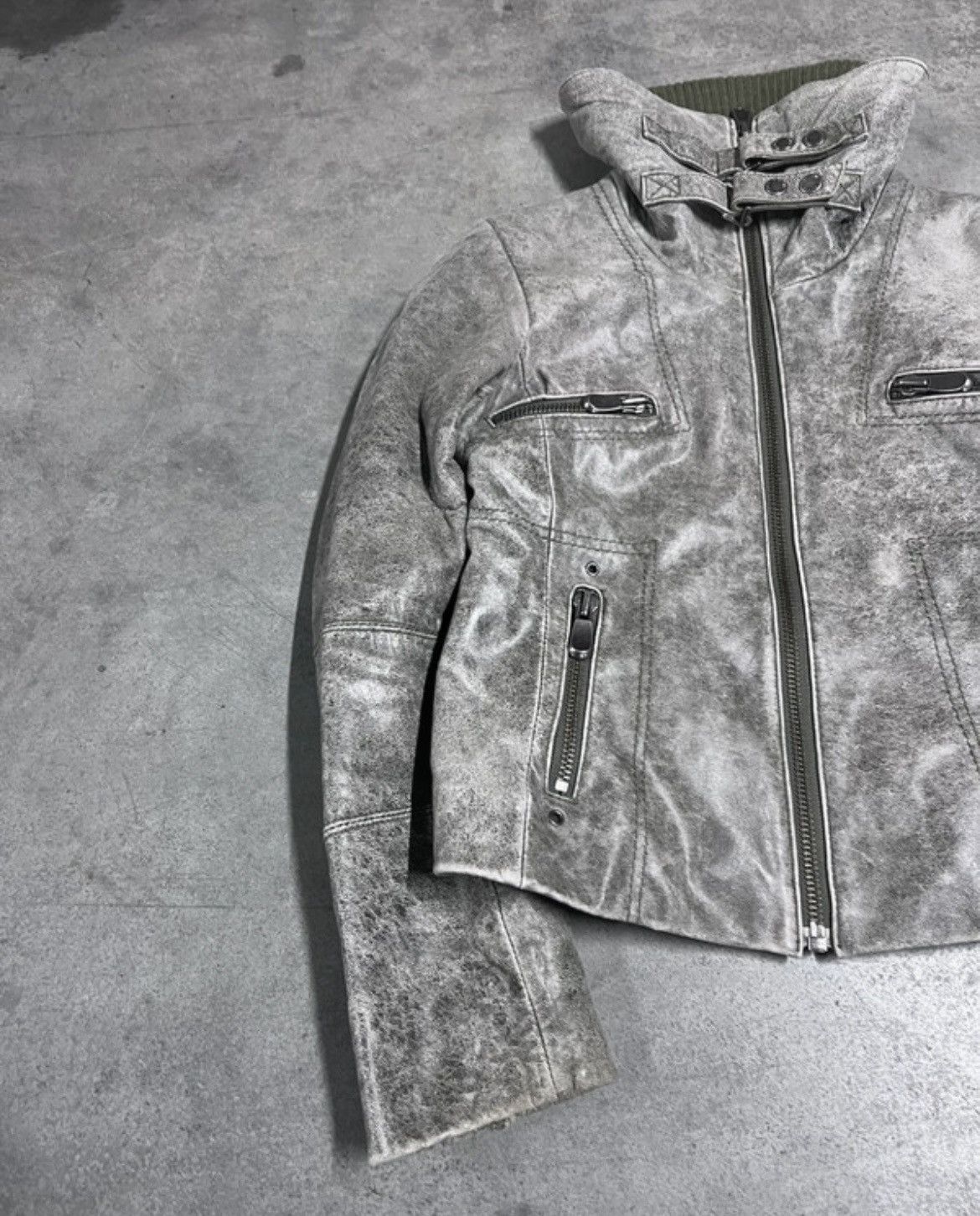 Rick Owens Faded Genuine Leather Avant Garde Jacket Size S / US 4 / IT 40 - 2 Thumbnail