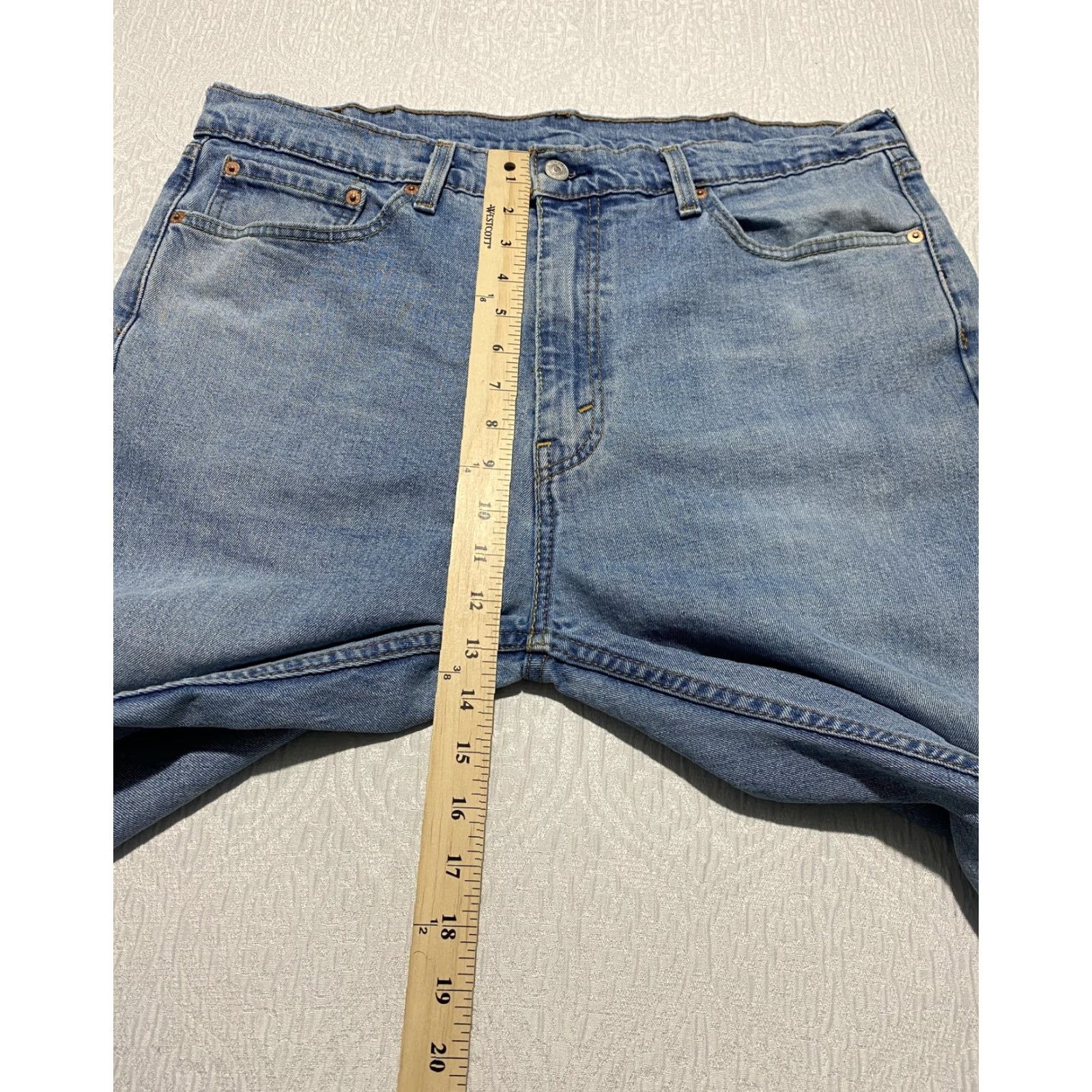 Levi's Levi's Jeans Mens 38x32 Light Wash Blue Straight Leg Denim 5-Pocket Zip Fly Size US 38 / EU 54 - 6 Thumbnail