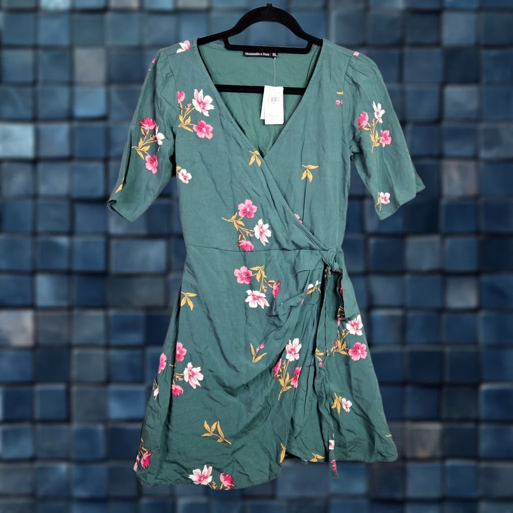 Abercrombie & Fitch Abercrombie & Fitch Floral Wrap Elbow Sleeve Mini Dress XS NEW Size XS / US 0-2 / IT 36-38 - 1 Thumbnail