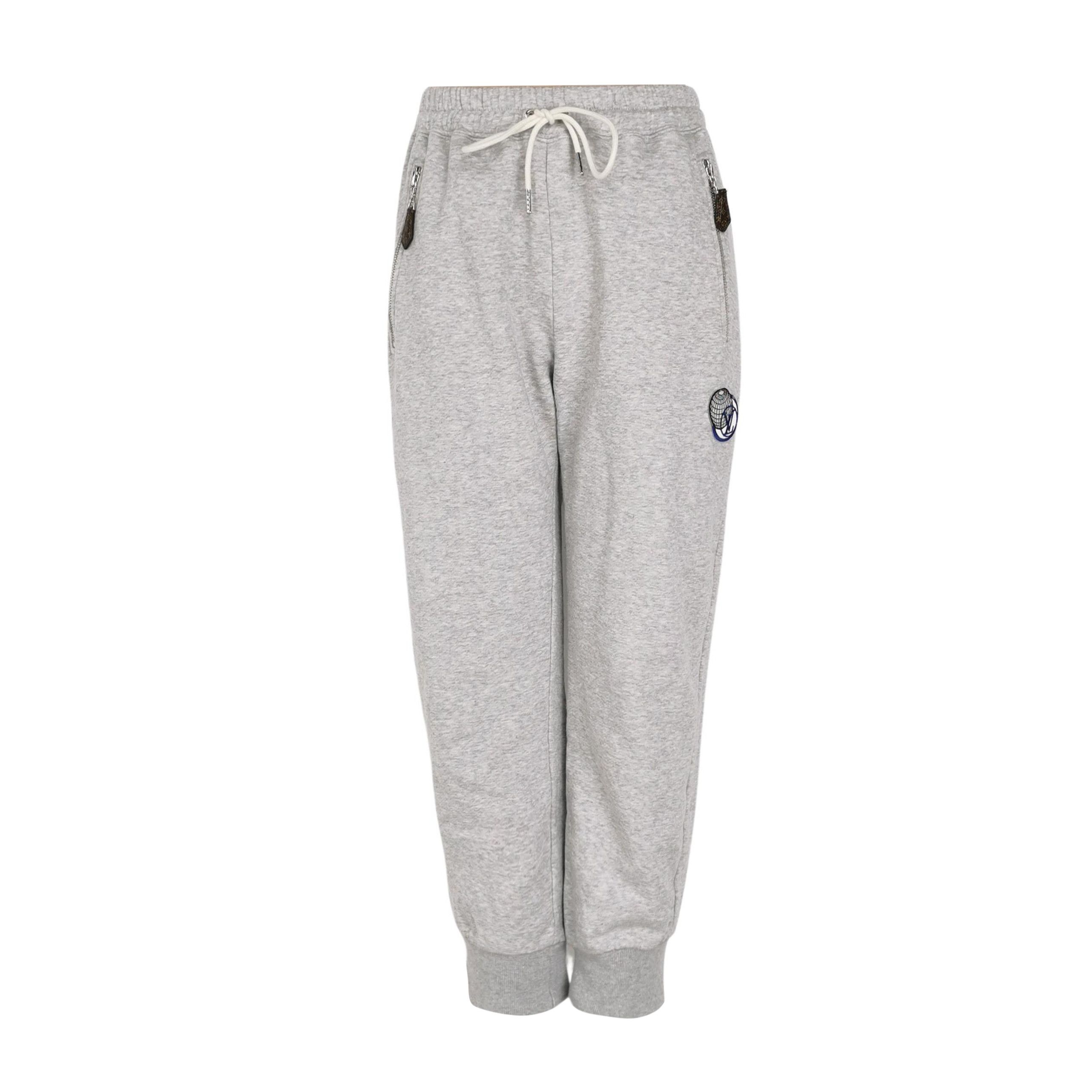 Louis Vuitton Louis Vuitton Logo Patch Sweatpants Size S Size US 30 / EU 46 - 1 Thumbnail