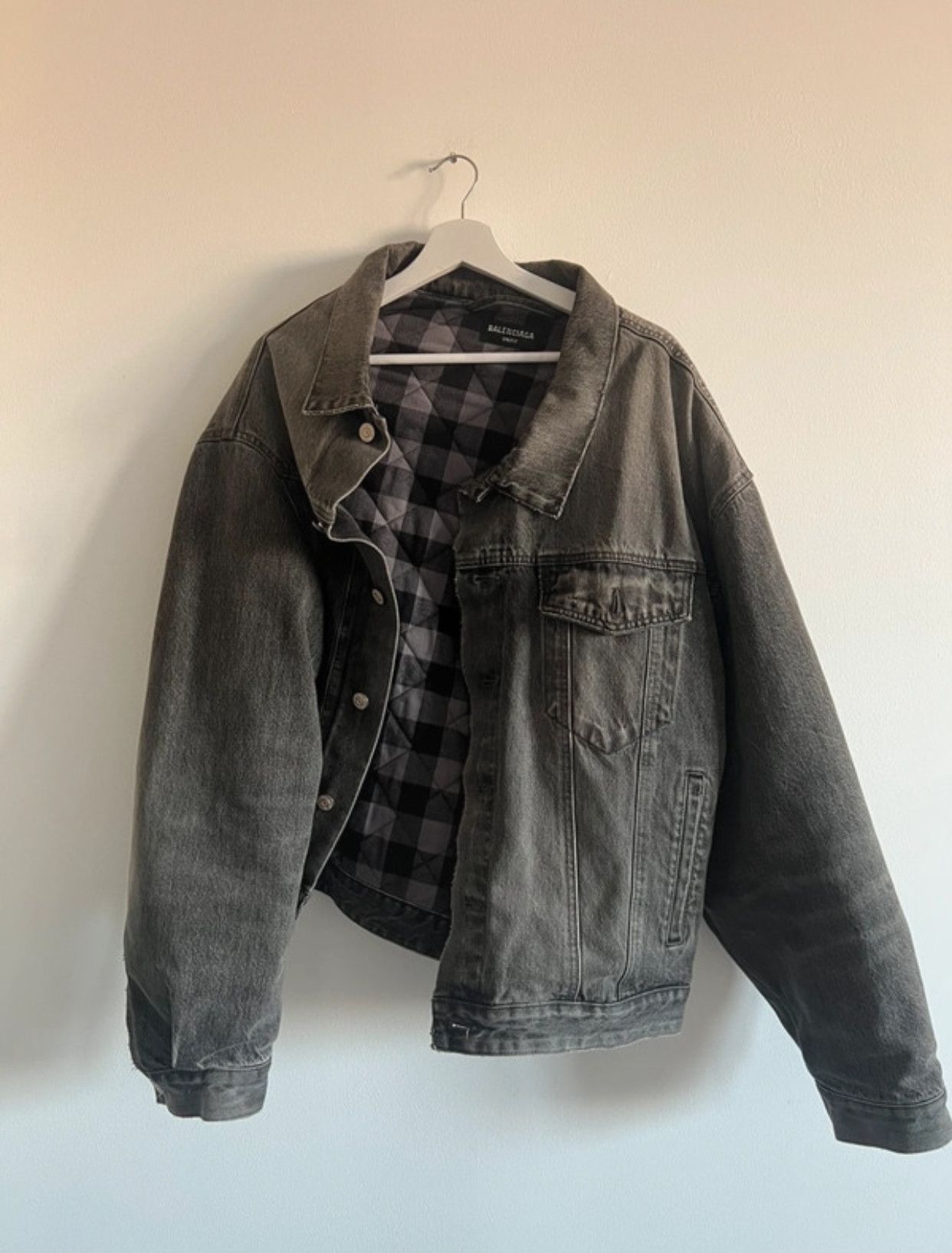 Balenciaga Balenciaga Asymmetrical Off Shoulder Denim Jacket Size US M / EU 48-50 / 2 - 1 Thumbnail