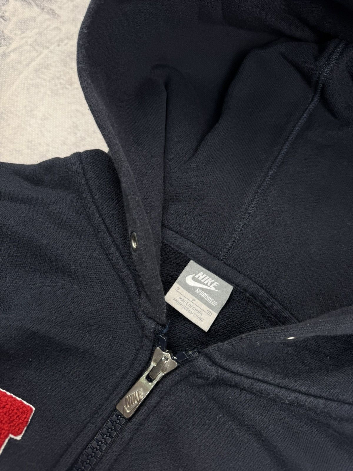 Nike × Vintage NIKE VINTAGE CENTER LOGO OVERSIZE BOXY ZIP HOODIE Size US S / EU 44-46 / 1 - 6 Thumbnail