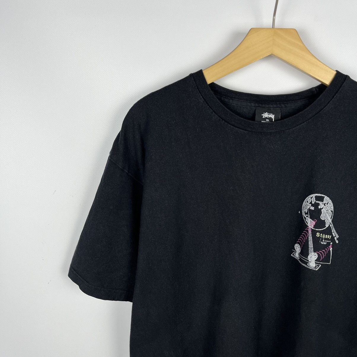 Stussy Vintage Stussy Space y2k big logo faded tee 00’s Size US XL / EU 56 / 4 - 14 Thumbnail