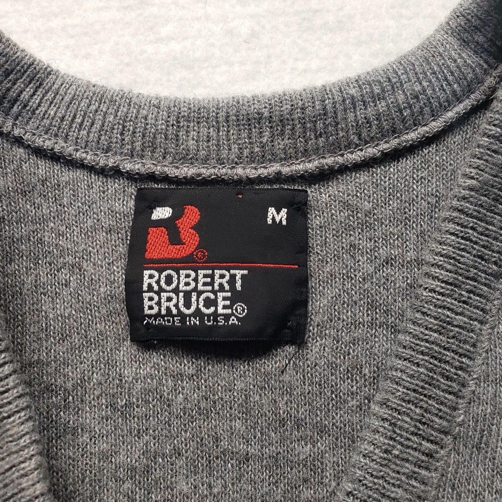 Vintage VINTAGE Robert Bruce Men’s Sweater Vest Pullover Medium Gray Solid 90s Size US M / EU 48-50 / 2 - 2 Thumbnail