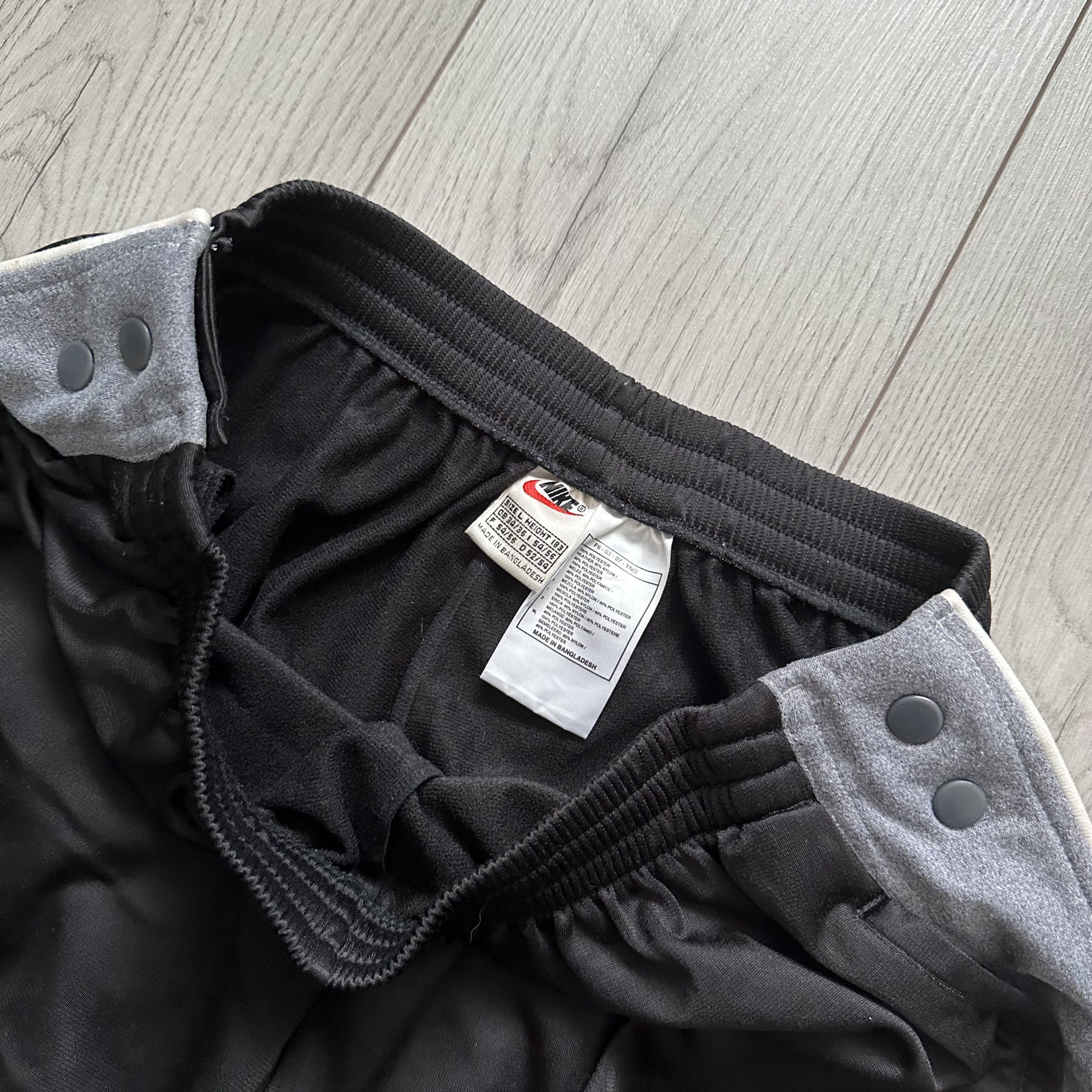 Nike Nike 90s Vintage Nylon Avant Garde Flare Button Up Pants Size US 34 / EU 50 - 7 Thumbnail