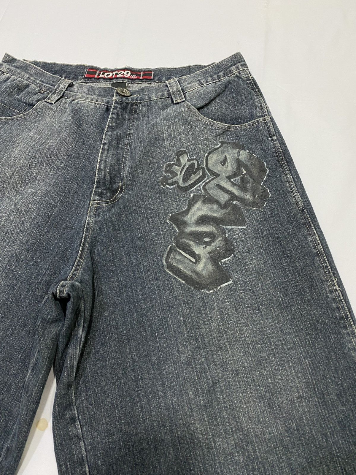 JNCO Lot 29 looney tunes painted baggy short pants Size US 34 / EU 50 - 14 Thumbnail