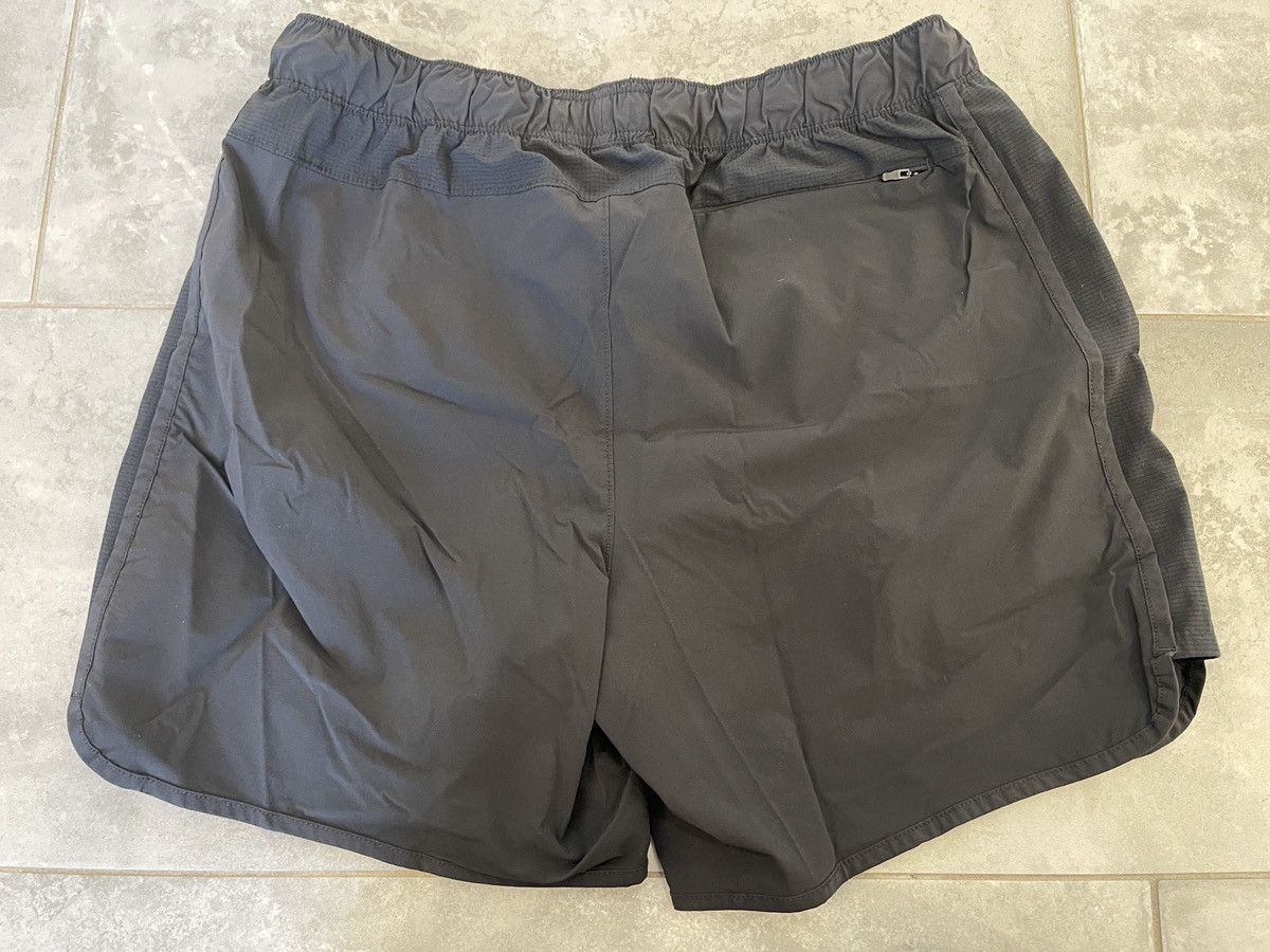 Abercrombie & Fitch Abercrombie & Fitch Nylon Shorts Size Large Size US 32 / EU 48 - 6 Thumbnail