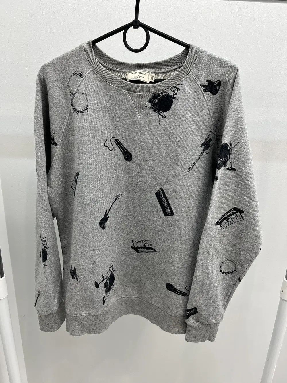 Maison Kitsune Maison Kitsune Musical Instruments Crewneck Sweatshirt Size XL / US 12-14 / IT 48-50 - 1 Thumbnail