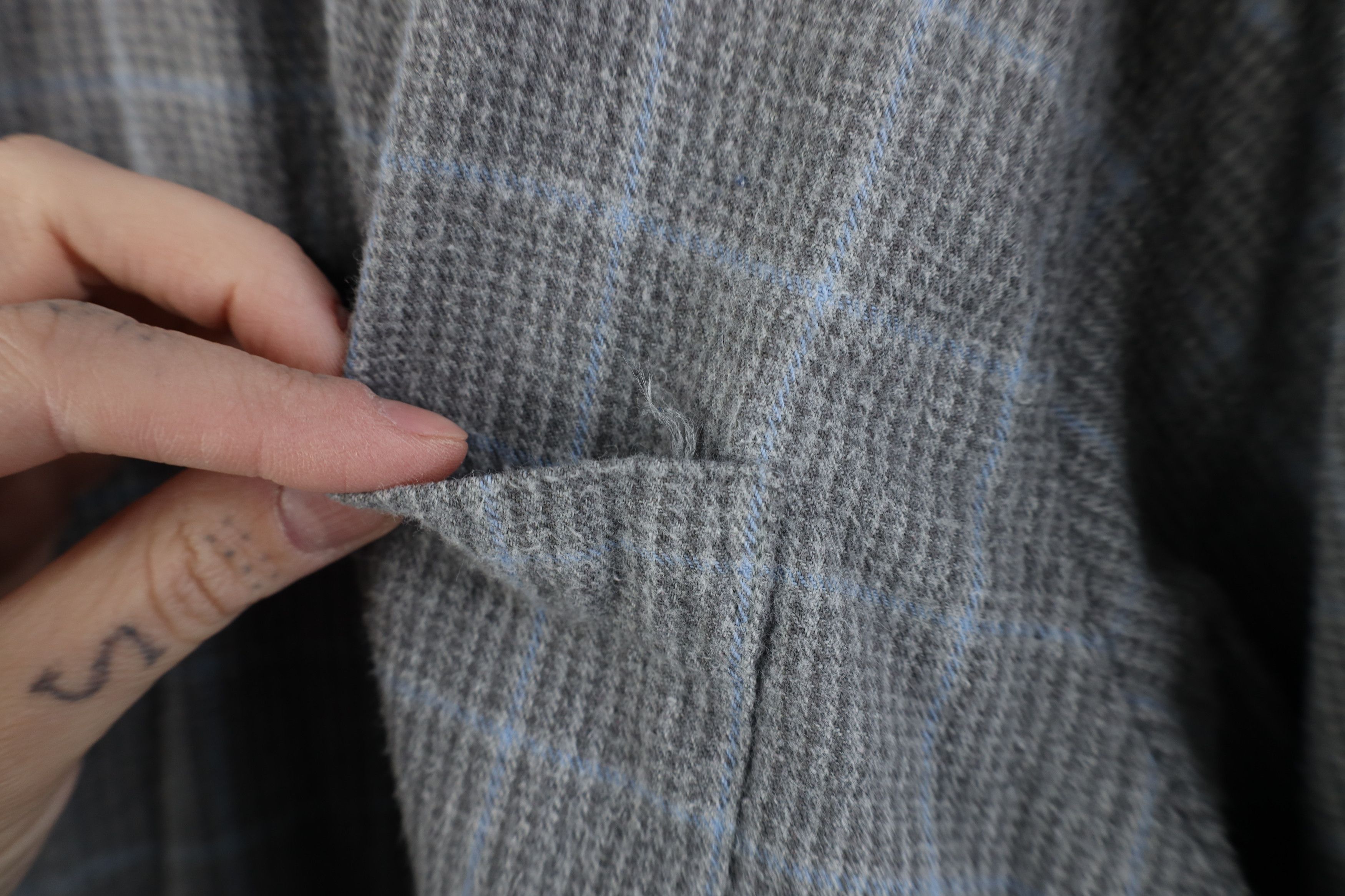 Vintage Vintage 90s Streetwear Plaid Flannel Button Down Shirt Size US XL / EU 56 / 4 - 4 Thumbnail