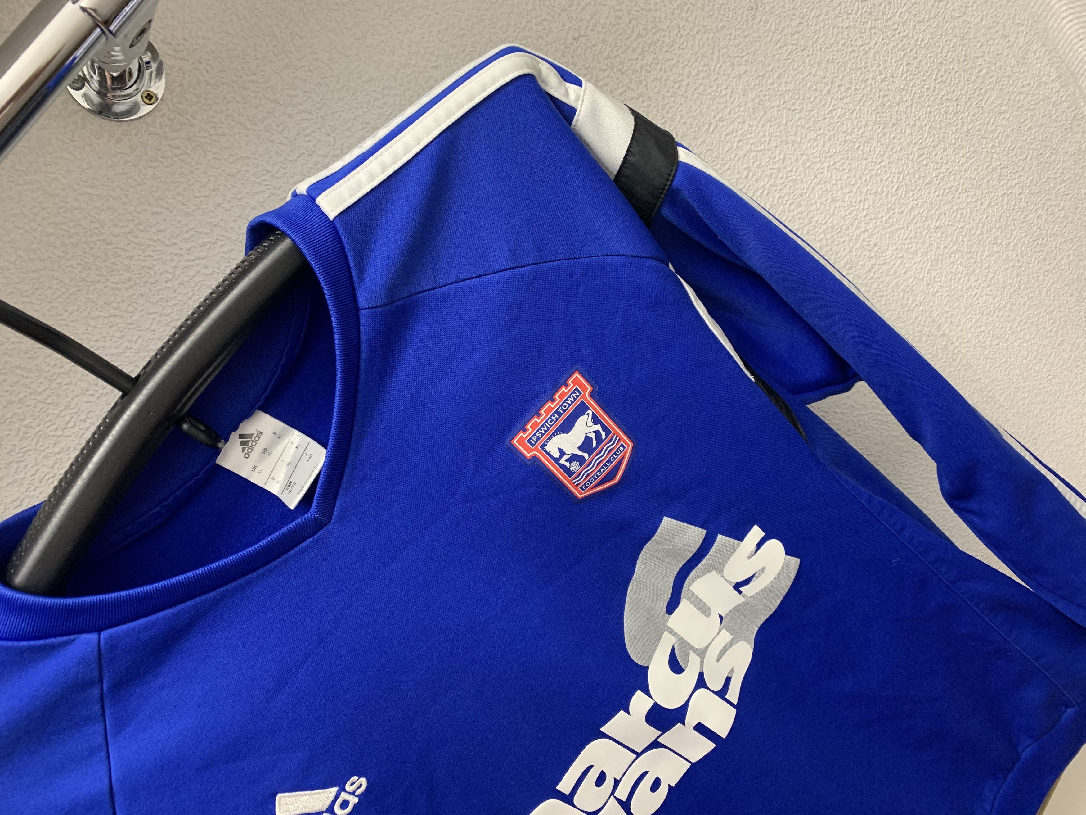 Adidas Ipswich town Adidas soccer sweatshirt Xl sz Size US XL / EU 56 / 4 - 5 Thumbnail
