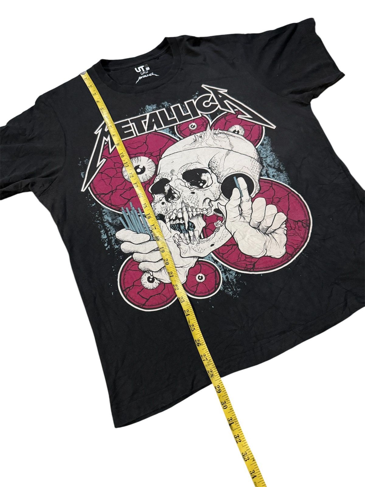 Band Tees METALLICA Band x UT Uniqlo T-shirt Size US XL / EU 56 / 4 - 4 Thumbnail
