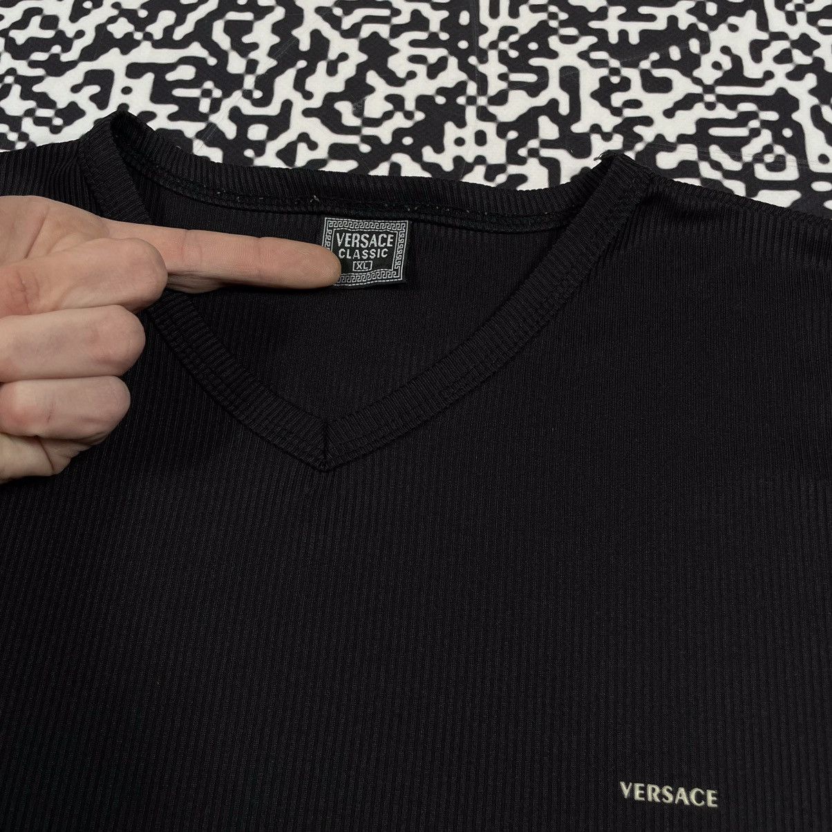 Versace × Versace Jeans Couture × Vintage Vintage 90s VERSACE Luxury Retro Casual T-shirt Y2K Style Size US M / EU 48-50 / 2 - 8 Thumbnail