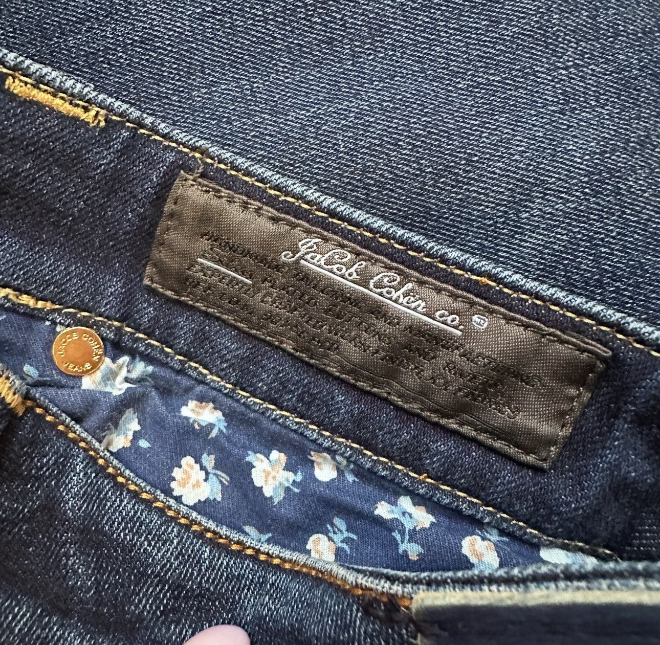 Jacob Cohen Jacob Cohen jeans vintage luxury Size 26" / US 2 / IT 38 - 11 Thumbnail