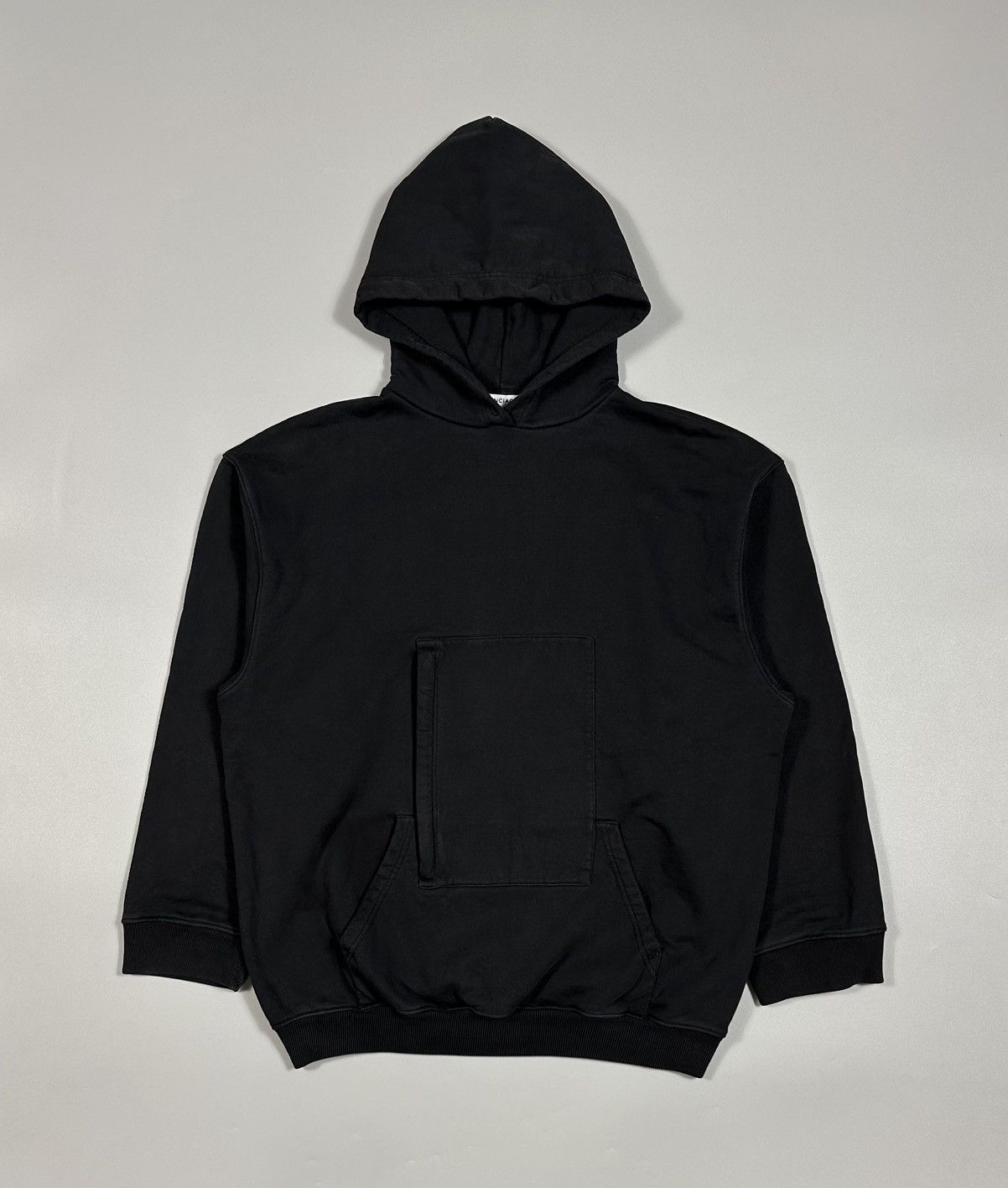 Balenciaga Balenciaga Pocket Back Logo Oversized Hoodie Size US S / EU 44-46 / 1 - 2 Thumbnail