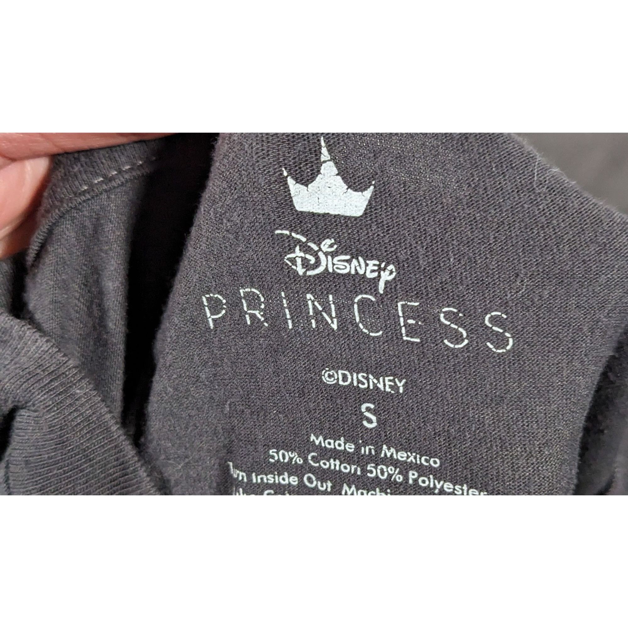 Disney Disney Princess Retro Graphic Tee Size Small Size S / US 4 / IT 40 - 3 Thumbnail
