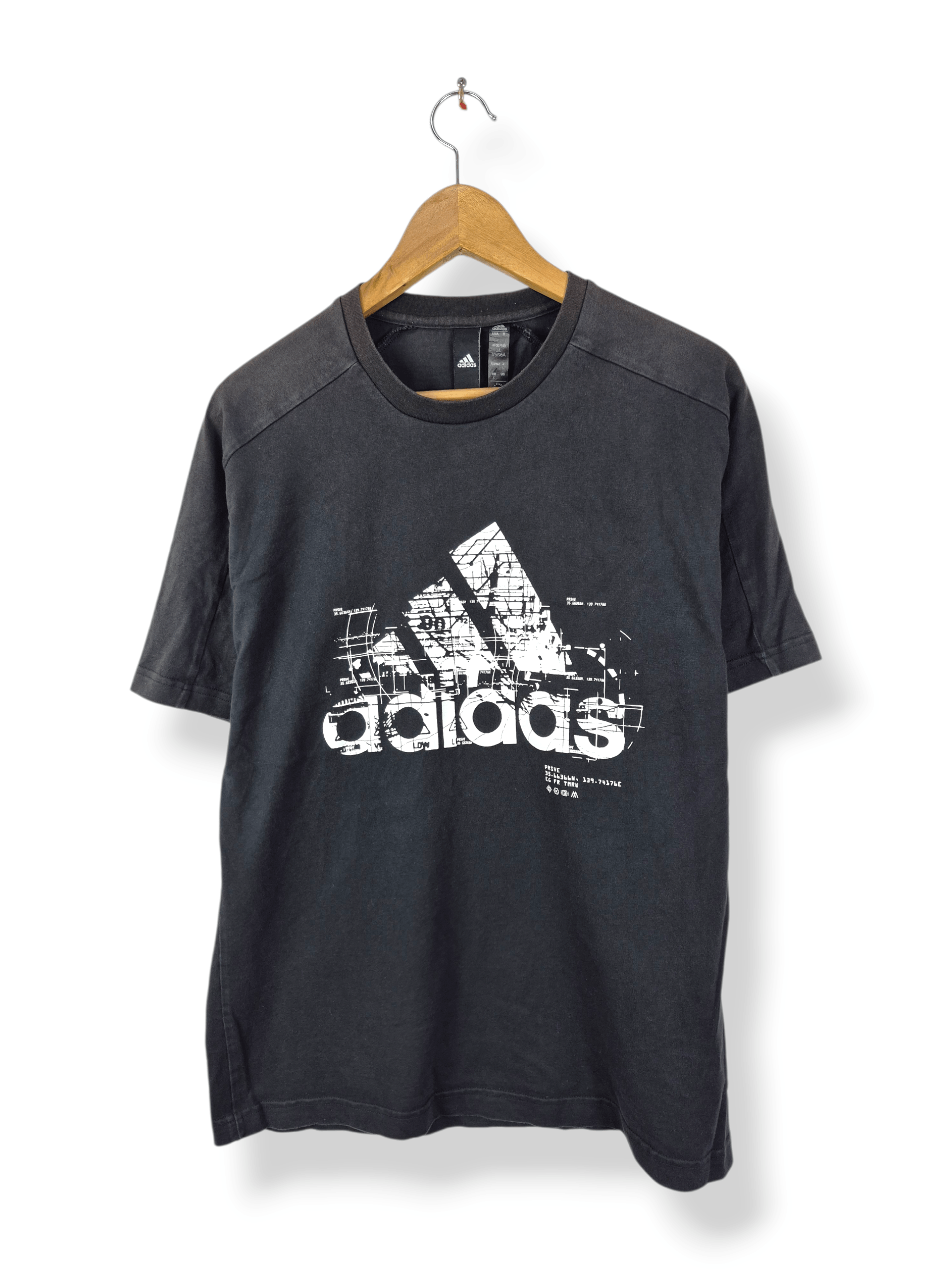 Adidas 🔥 Adidas Big Logo Sportswear Tee Size US L / EU 52-54 / 3 - 1 Thumbnail