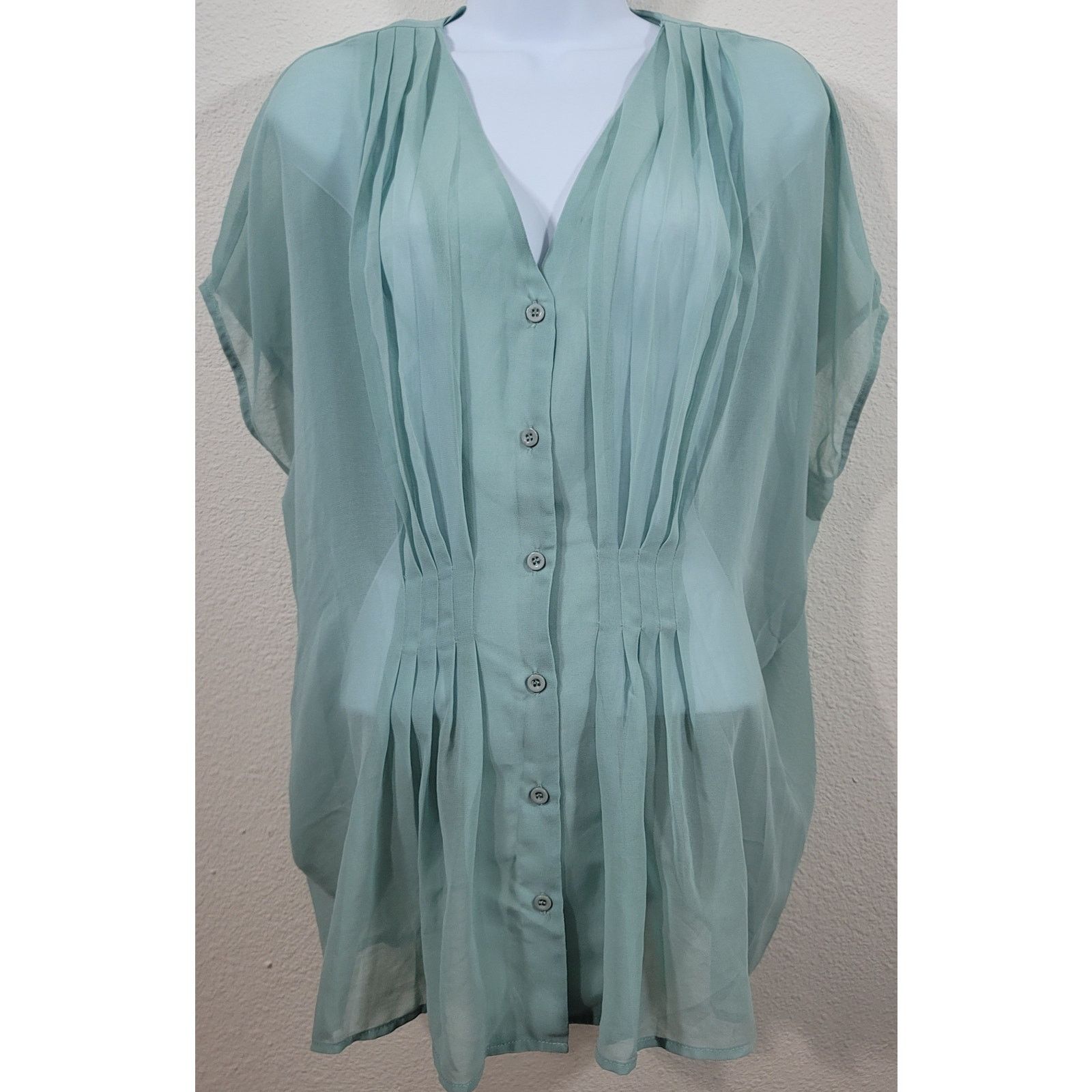 Other Abito Light Green Sheer Pleated Batwing Button Up Top XL Size XL / US 12-14 / IT 48-50 - 1 Thumbnail