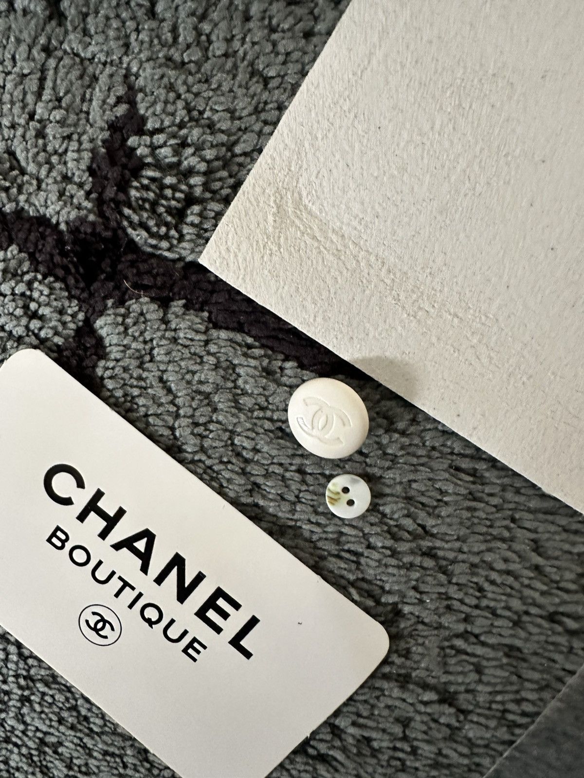 Chanel Archive Chanel Spring 1996 96p Leather Shorts Size 26" / US 2 / IT 38 - 9 Thumbnail