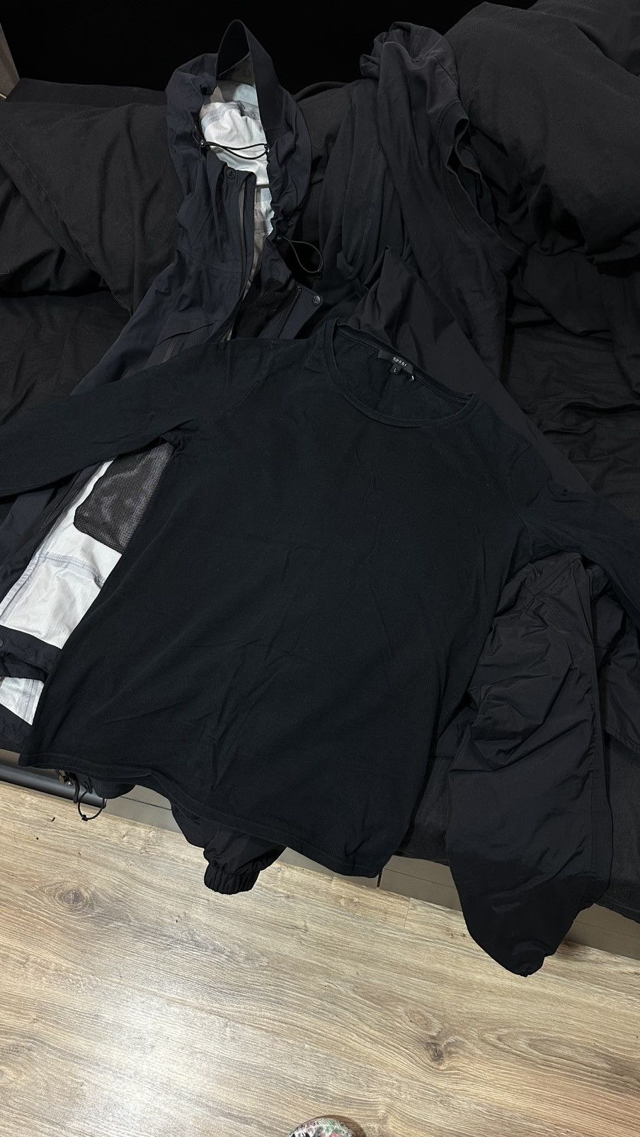 Gucci Gucci Made In Italy black Long Sleeve T Shirt Tom ford era Size US L / EU 52-54 / 3 - 8 Thumbnail
