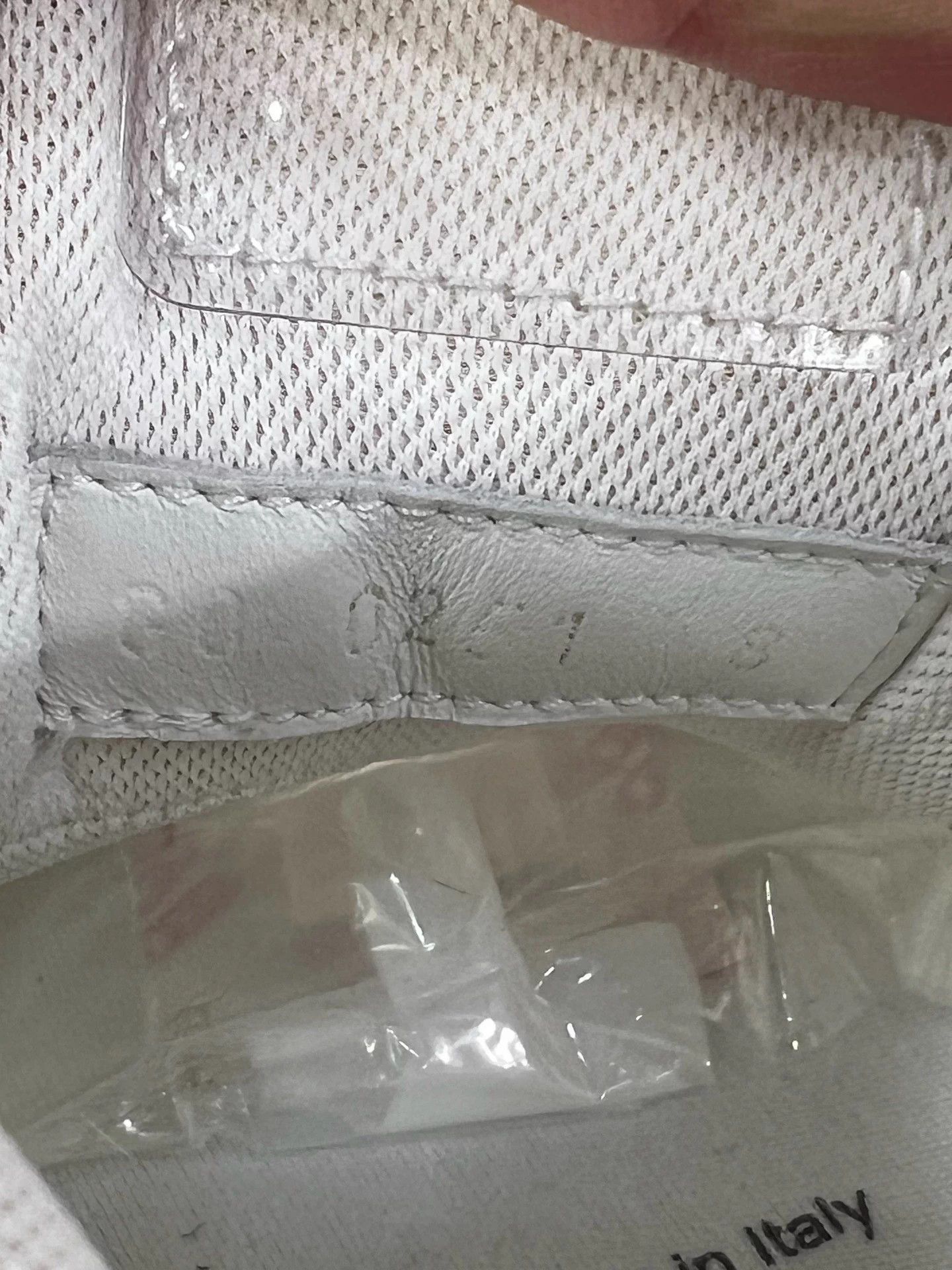 Louis Vuitton LOUIS VUITTON Trainer Clear Logo White 42 Size US 9 / EU 42 - 7 Thumbnail