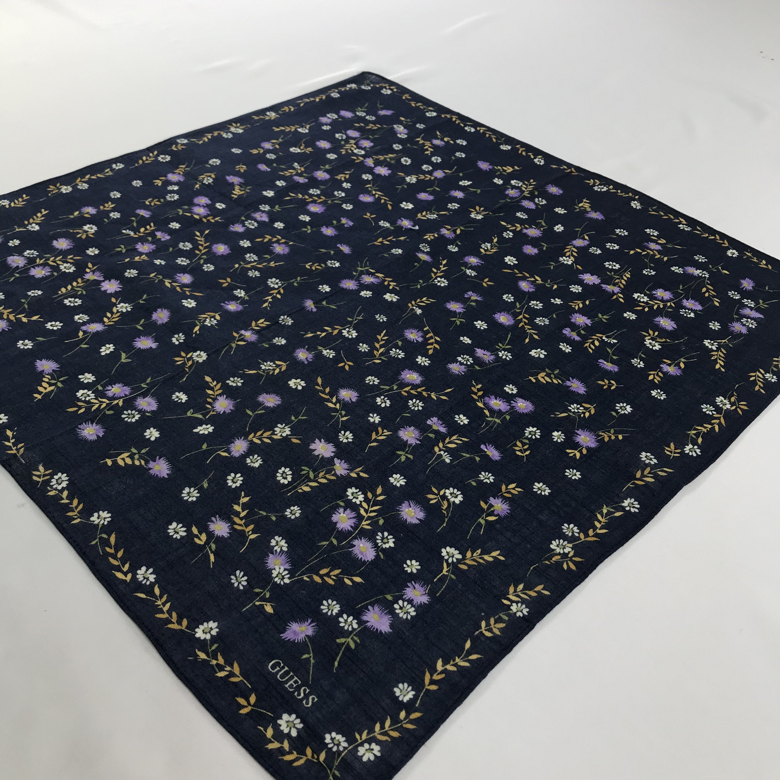 Guess × Vintage Guess Bandana / Handkerchief / Neckerchief - S1556 Size ONE SIZE - 2 Thumbnail