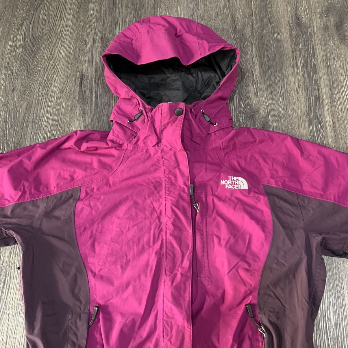 The North Face The North Face Jacket Nylon HyVent Size XL / US 12-14 / IT 48-50 - 3 Thumbnail