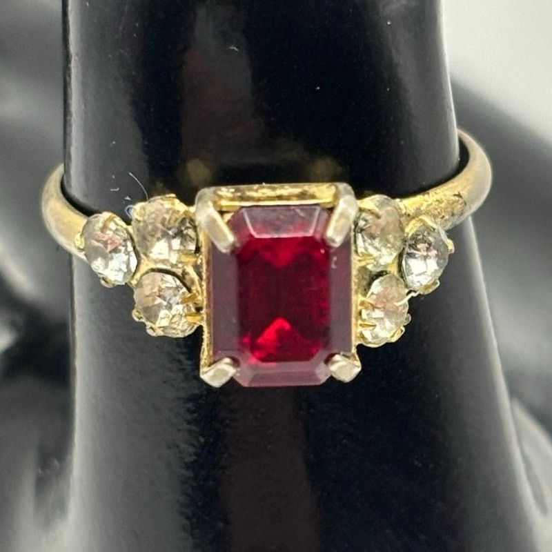 Other Gold & Red Crystal Ring Size ONE SIZE - 1 Thumbnail