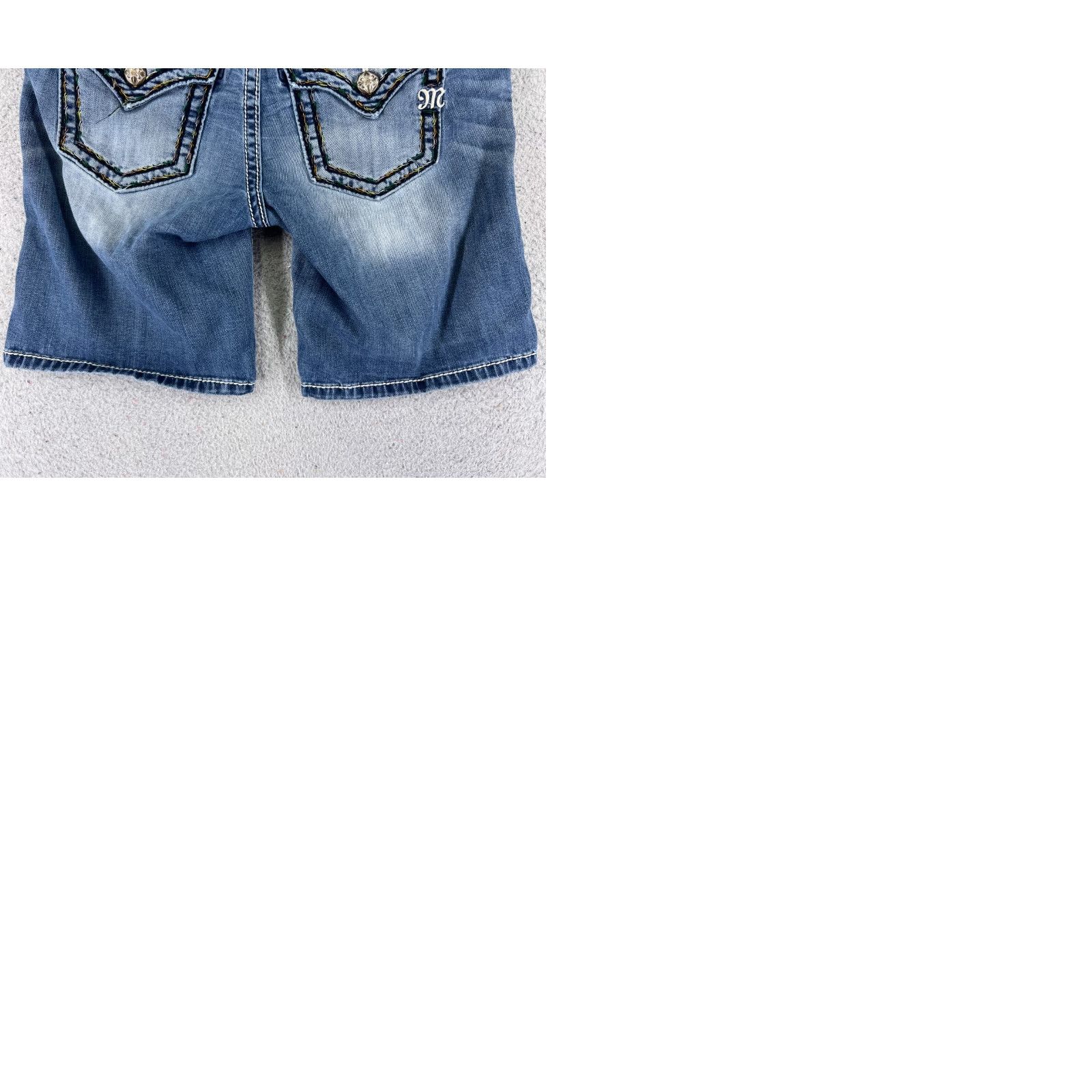 Miss Me VINTAGE Miss Me Shorts Womens Denim Blue 28x8 Jeans Embellished Bling Cotton Blend 5-Pocket Cut-Off Jeans Womens Cross 28 Mens? Size 28" / US 6 / IT 42 - 10 Thumbnail