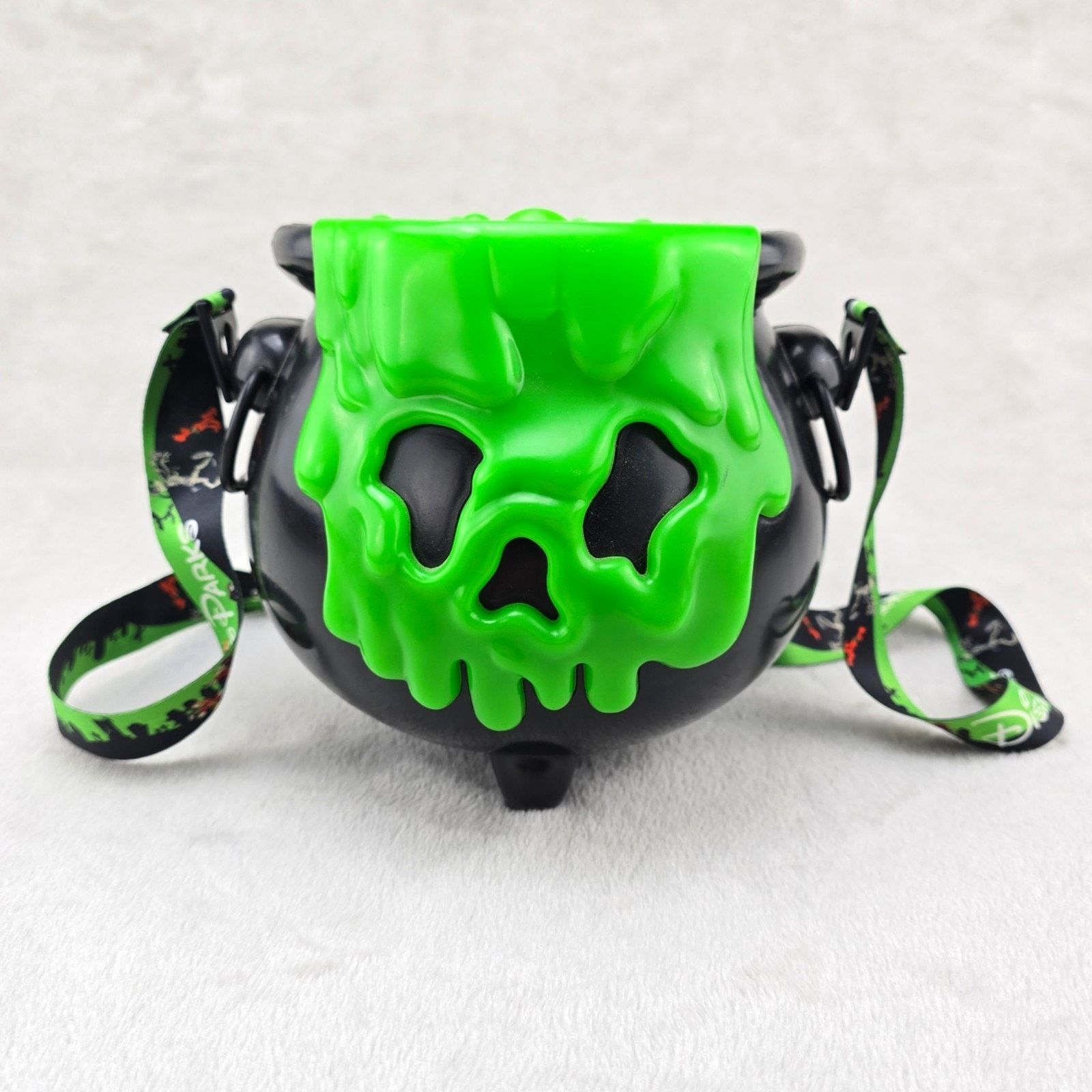 Disney Disney Parks Green Poison Apple Cauldron Popcorn Bucket Size ONE SIZE - 1 Thumbnail