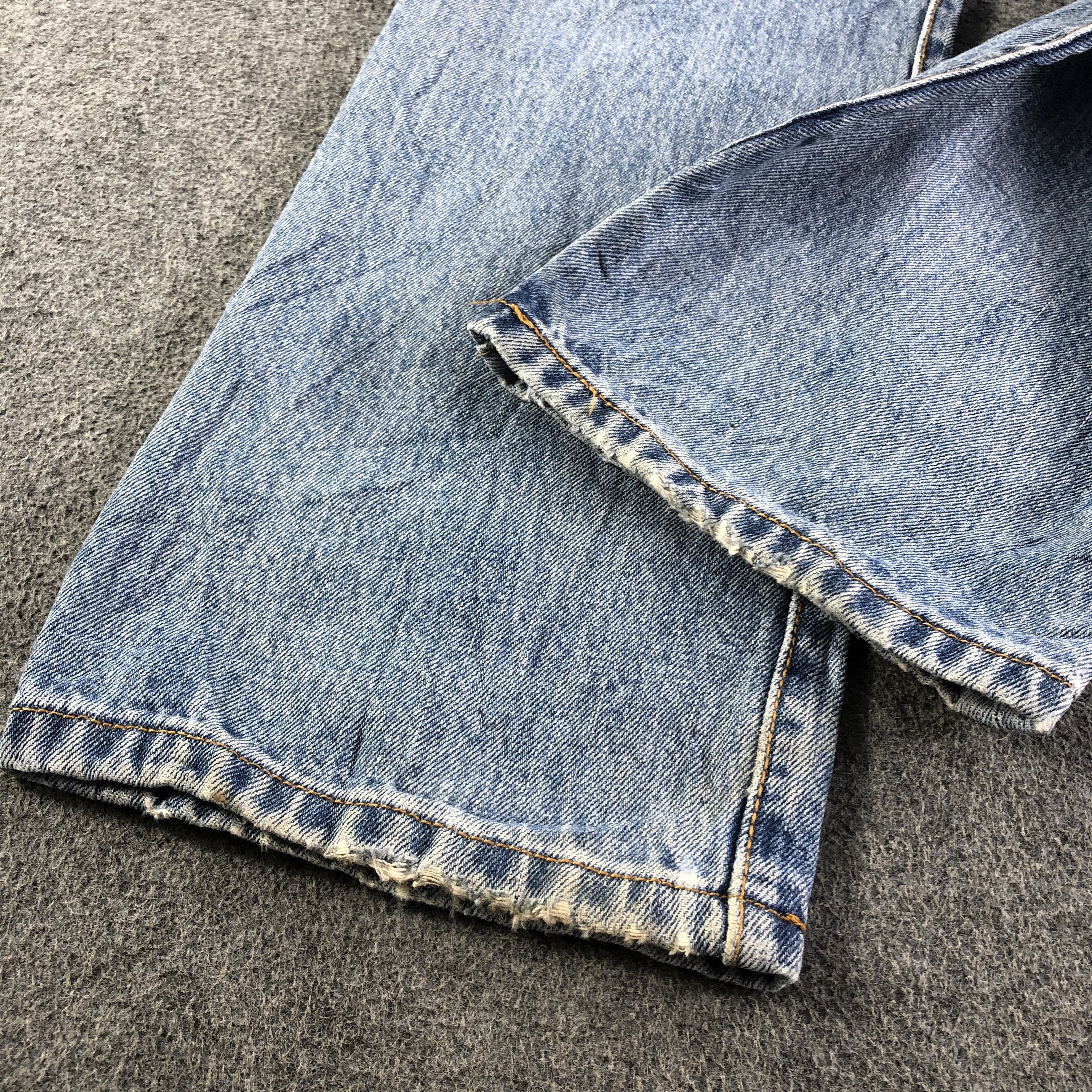 Levi's Vintage Blue Wash Levis 501 Jeans-J3608 Size US 33 - 6 Thumbnail