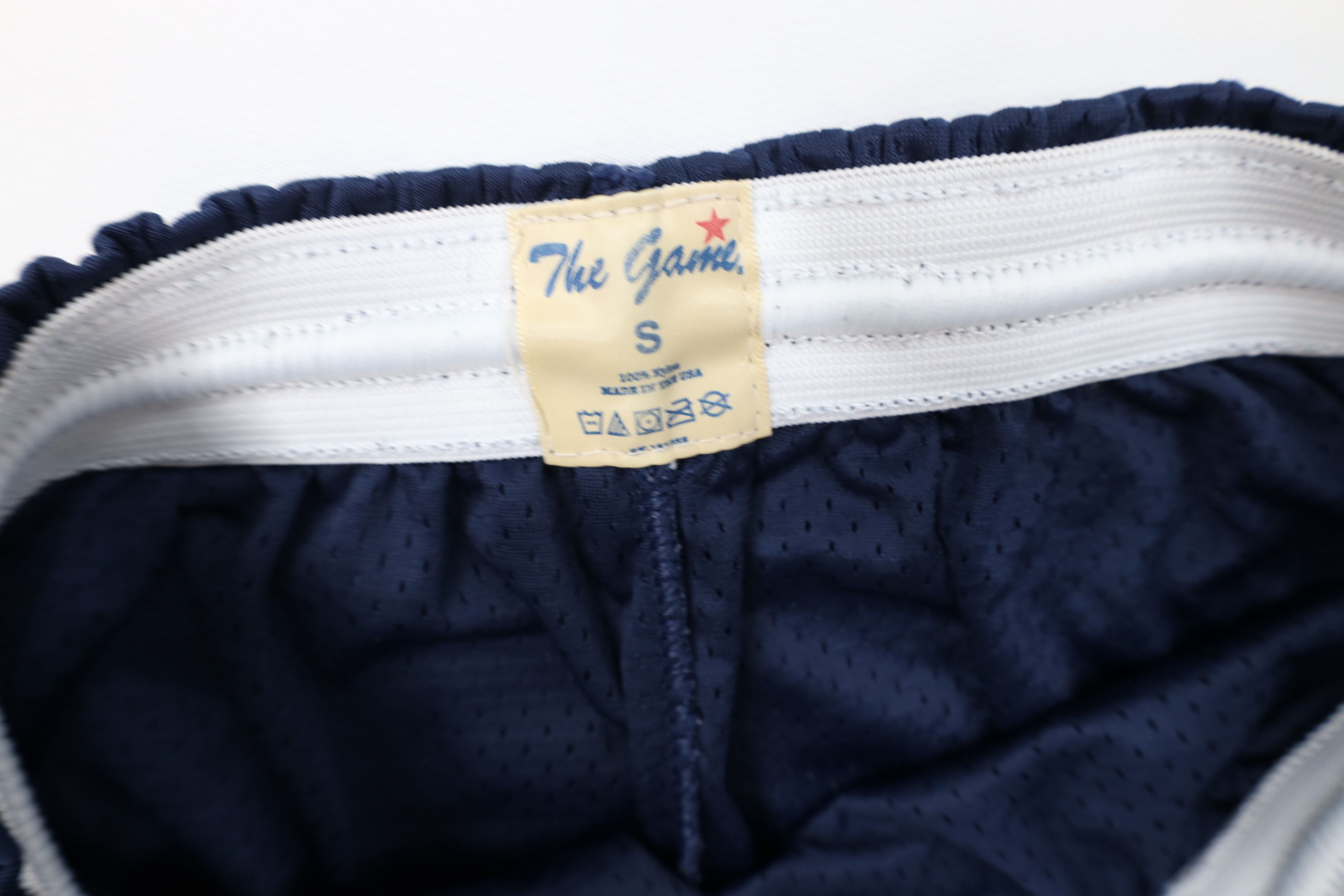 Vintage Vintage 90s Streetwear Gym Basketball Shorts Nylon Blue USA Size US 30 / EU 46 - 5 Thumbnail