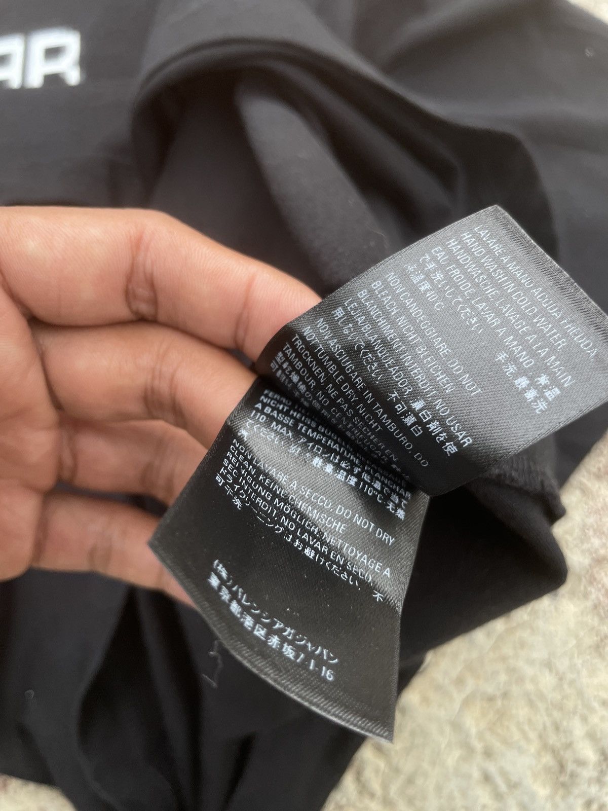 Balenciaga Balenciaga bb pixel logo T-shirt Size US M / EU 48-50 / 2 - 7 Thumbnail