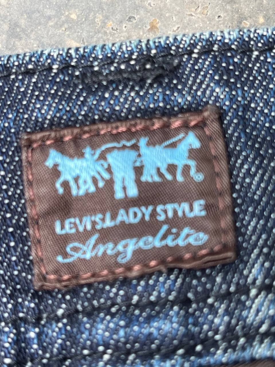 Levi's LEVIS LADY STYLE JEANS FADED VINTAGE LOOK Size 31" - 7 Thumbnail