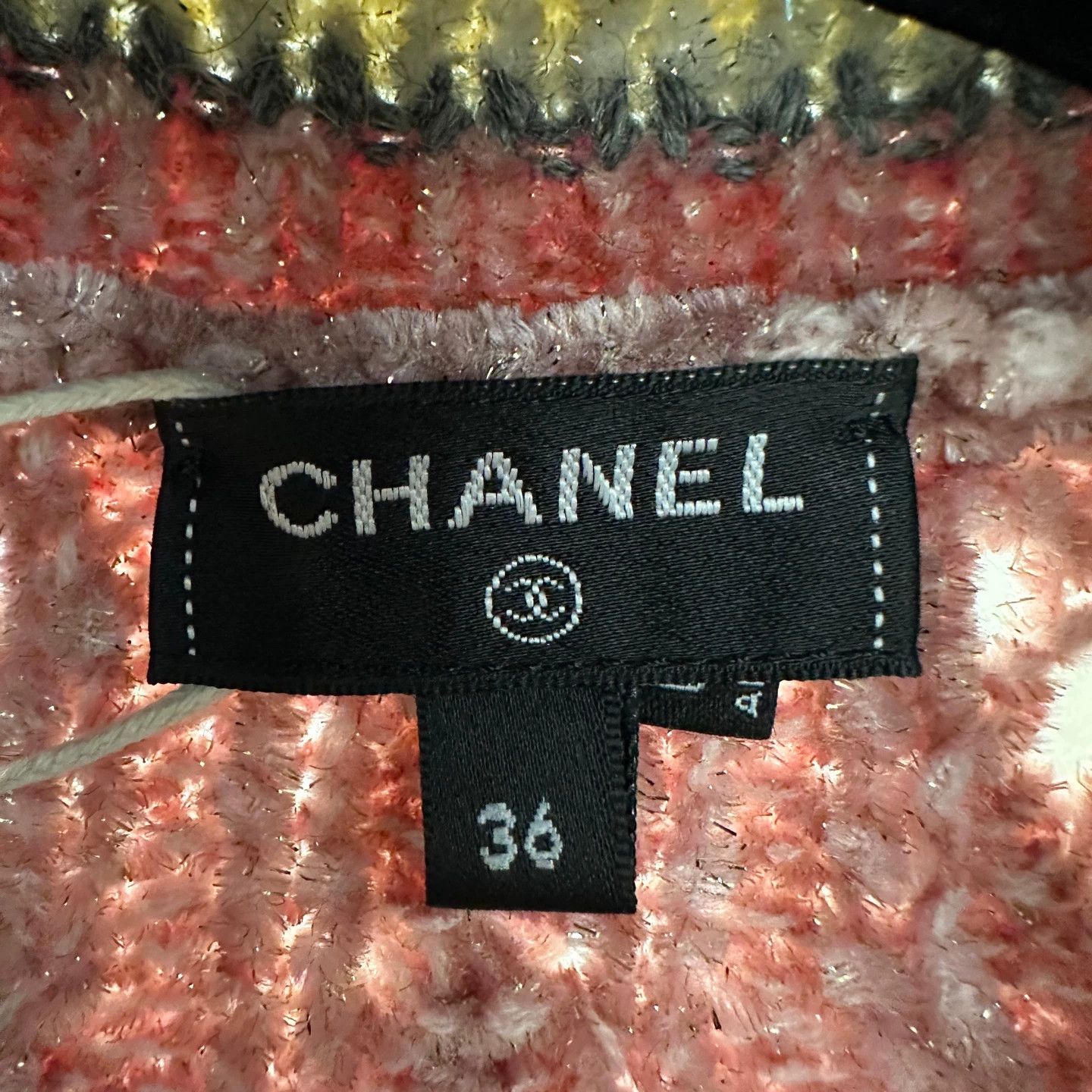 Chanel CHANEL mar370 sequin logo pink gold knit cardigan 36 Size XS / US 0-2 / IT 36-38 - 3 Thumbnail