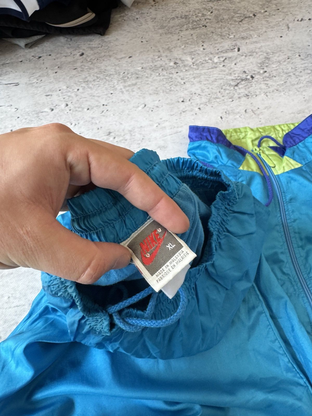 Nike × Vintage NIKE VINTAGE BASIC LOGO OVERSIZE NYLON TRACK SUIT BAGGY FIT Size US XL / EU 56 / 4 - 10 Thumbnail