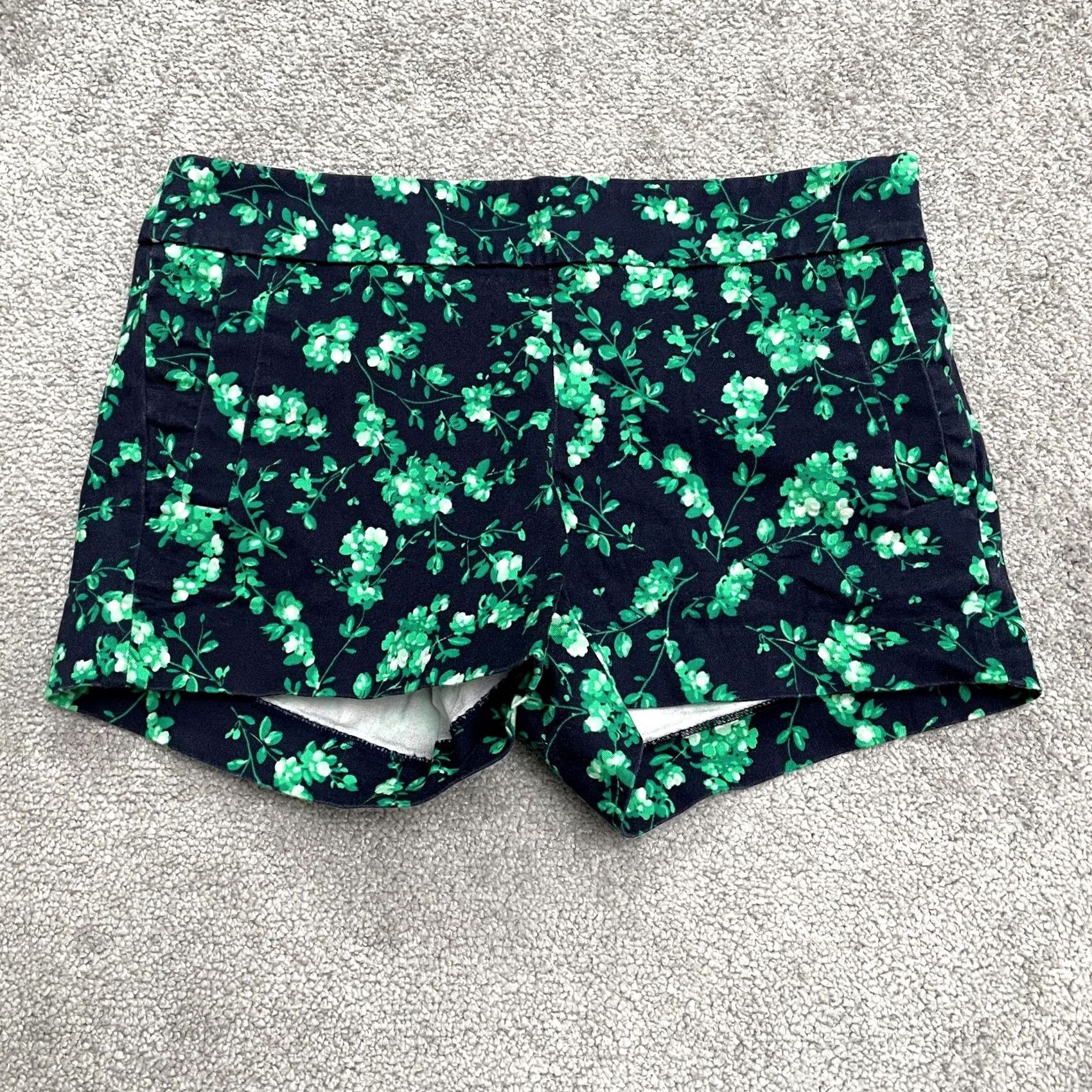 J.Crew J.CREW Stretch Floral Chino Shorts Womens 4 Blue Green Mid Rise Casual 30x3.5 Size 27" / US 4 / IT 40 - 2 Thumbnail