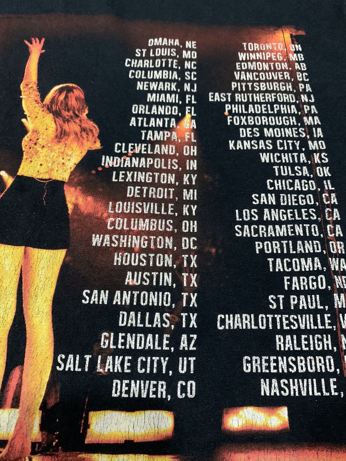 Band Tees × Vintage Taylor Swift The Red Tour Merch country pop music Size US S / EU 44-46 / 1 - 8 Thumbnail